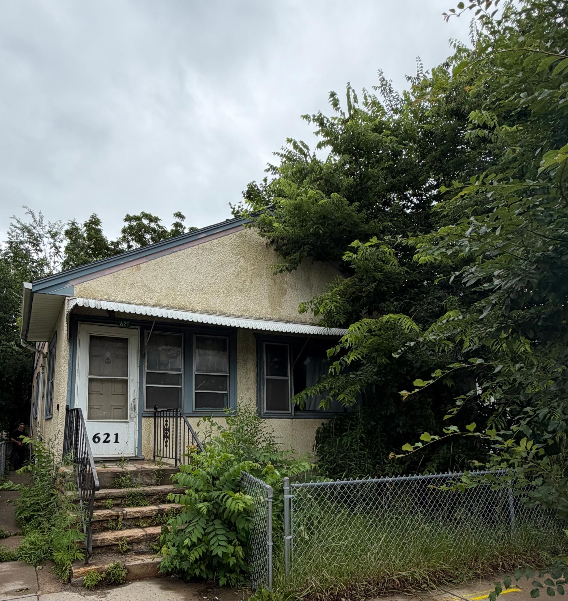 621 Maryland Avenue E Property Photo 1
