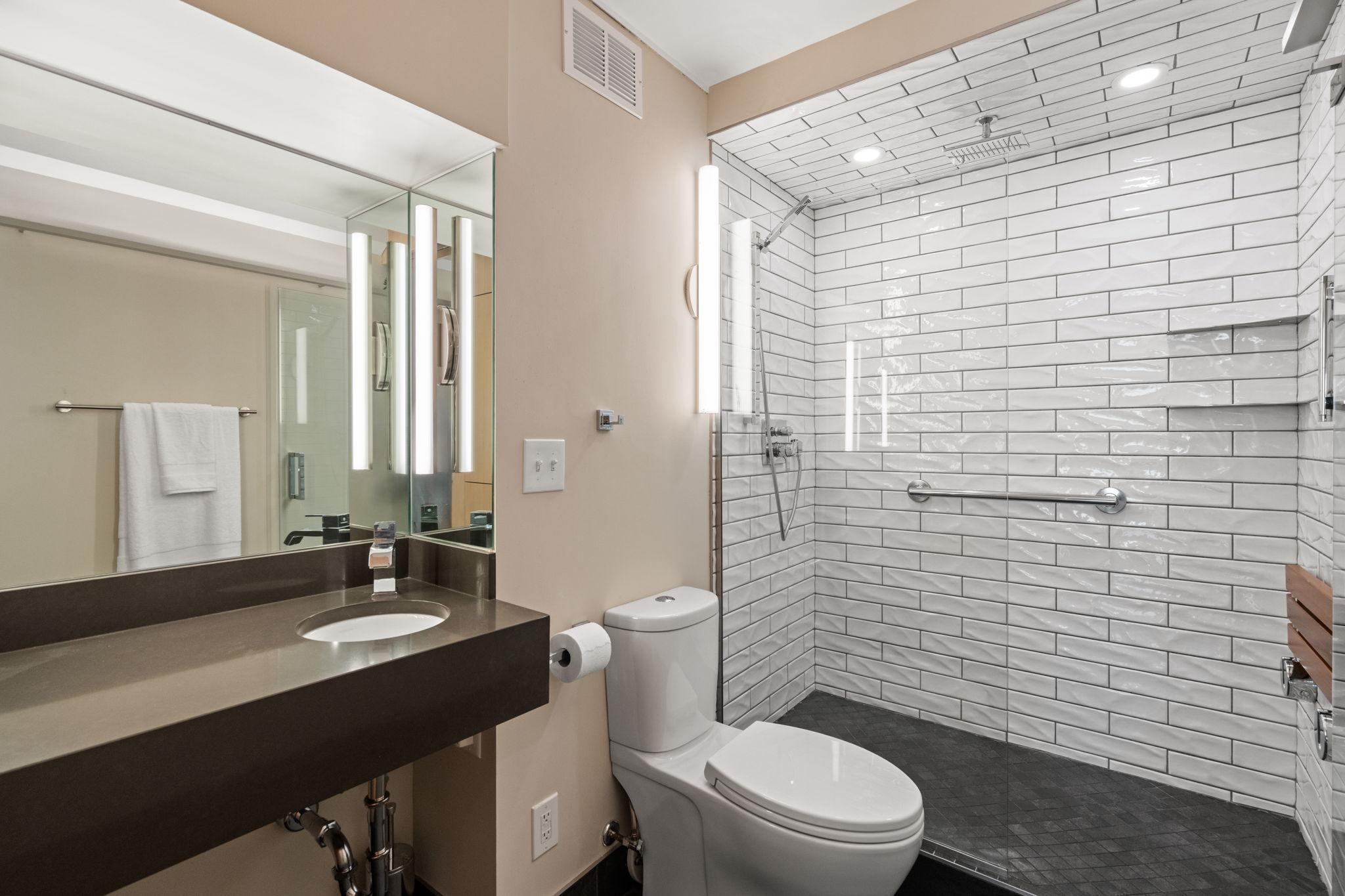 1920 S 1st Street 2103 Property Photo 22