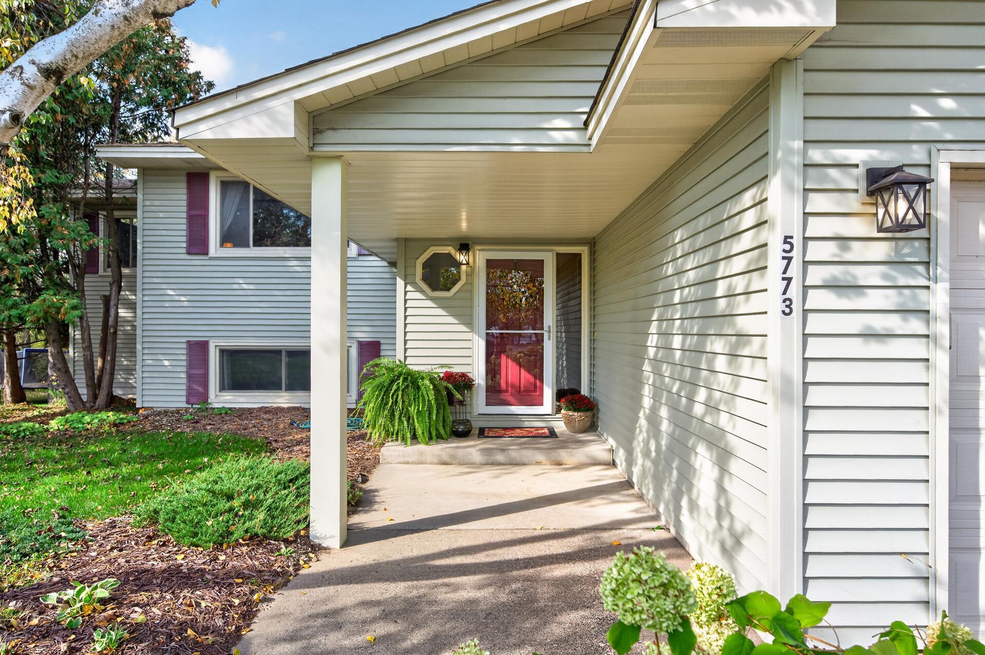 5773 Ridge Creek Road Property Photo 4