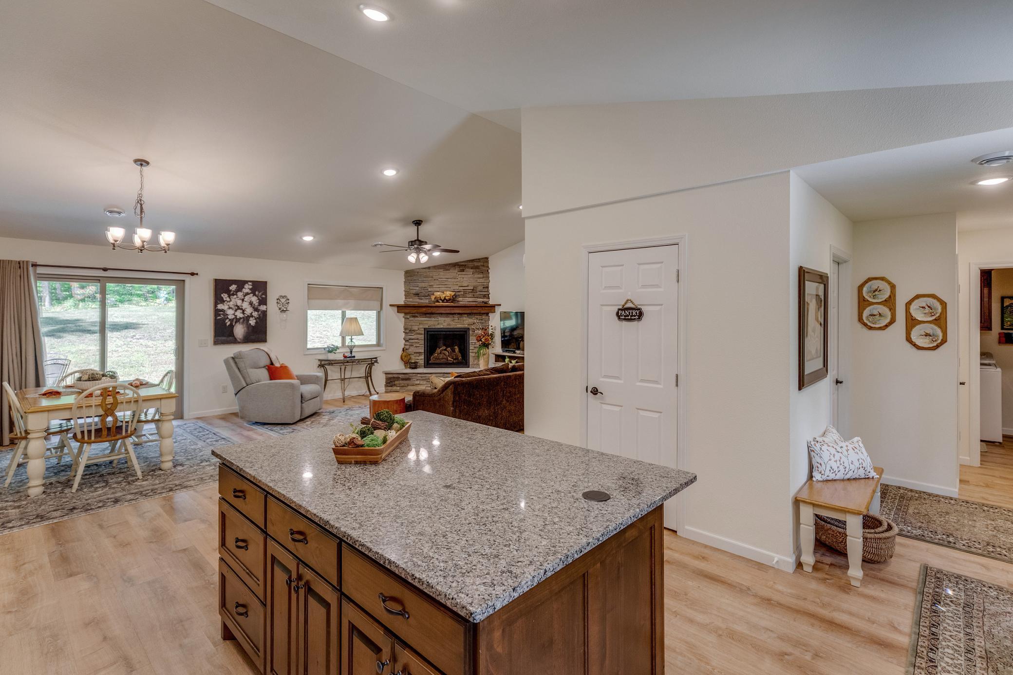 31041 Spring Loop Property Photo 8