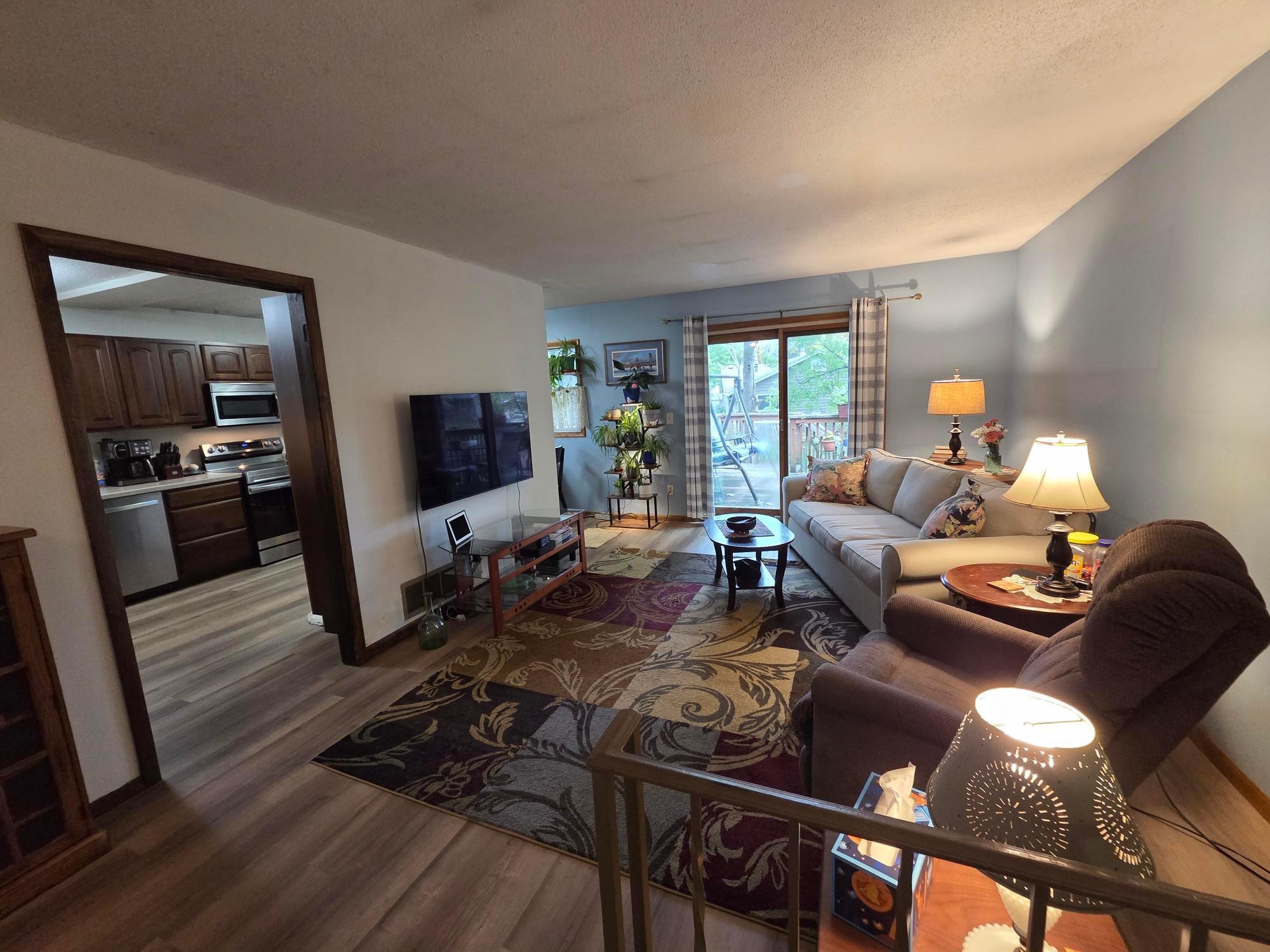 2380 Croixwood Boulevard Property Photo 2