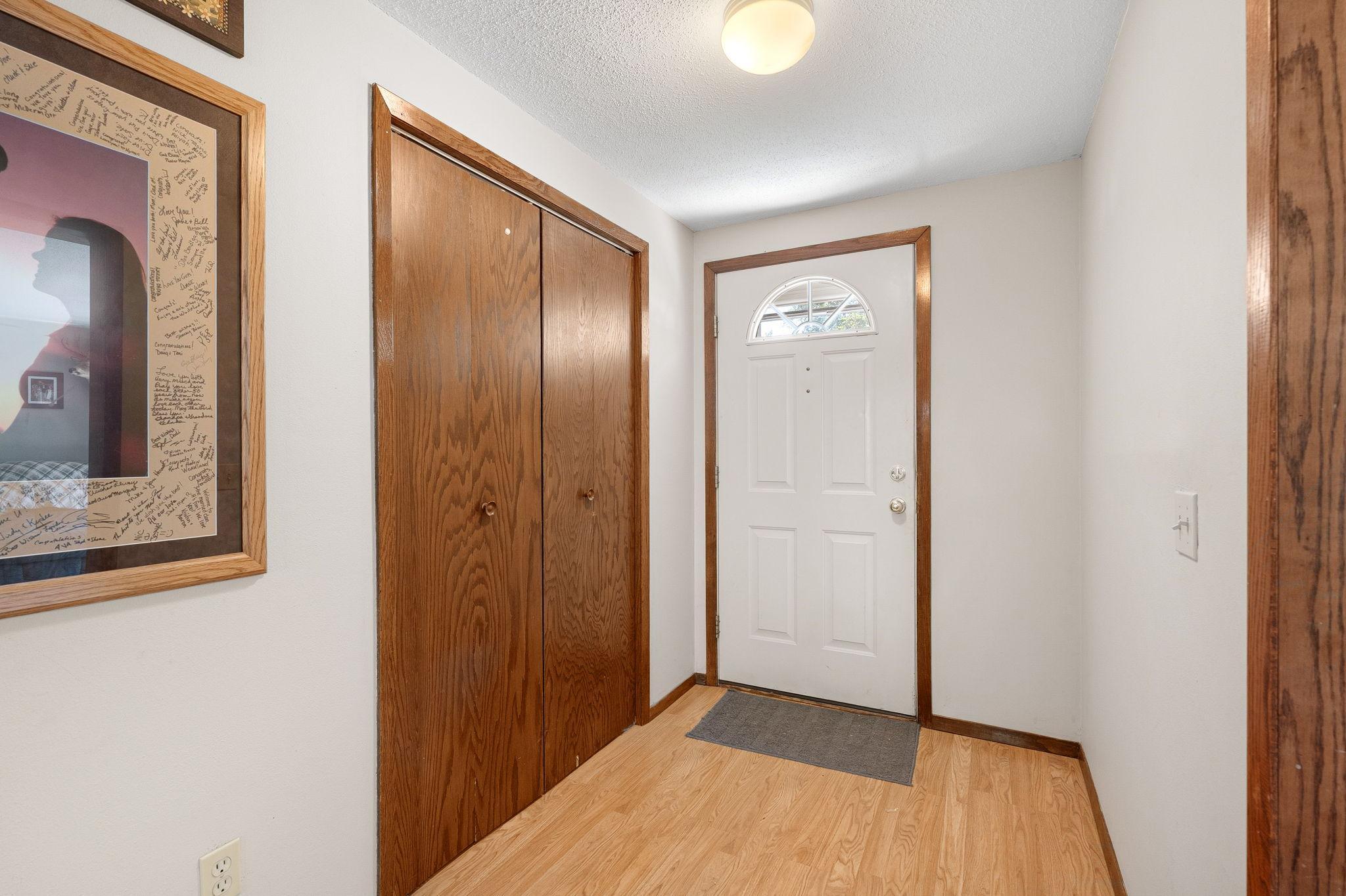 112 13th Avenue Nw Property Photo 4