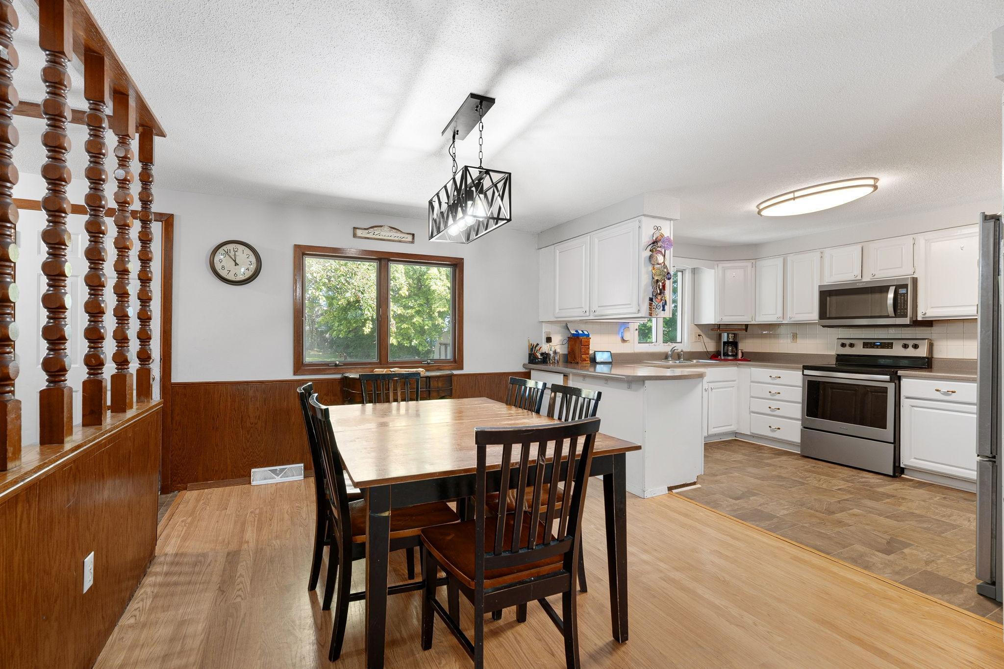 112 13th Avenue Nw Property Photo 9