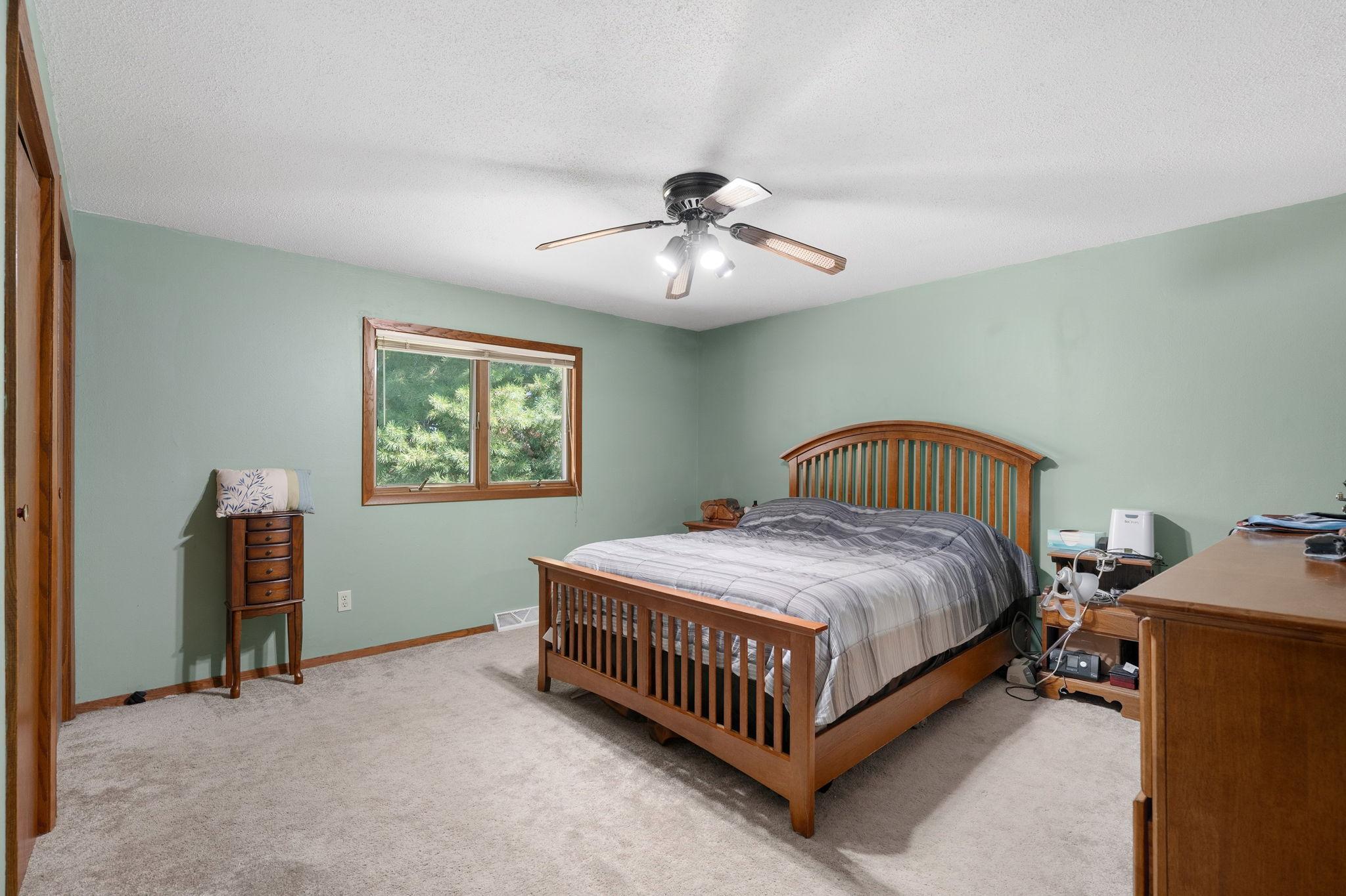 112 13th Avenue Nw Property Photo 17