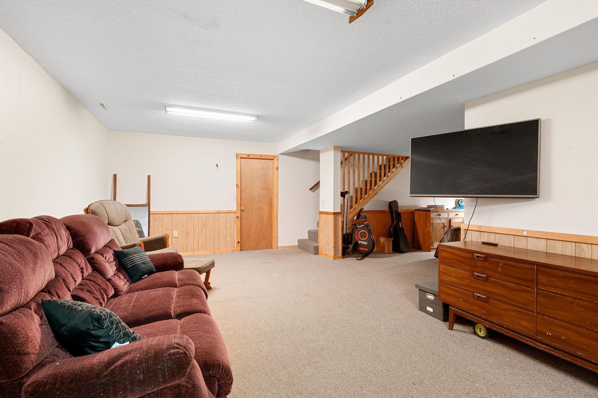112 13th Avenue Nw Property Photo 28