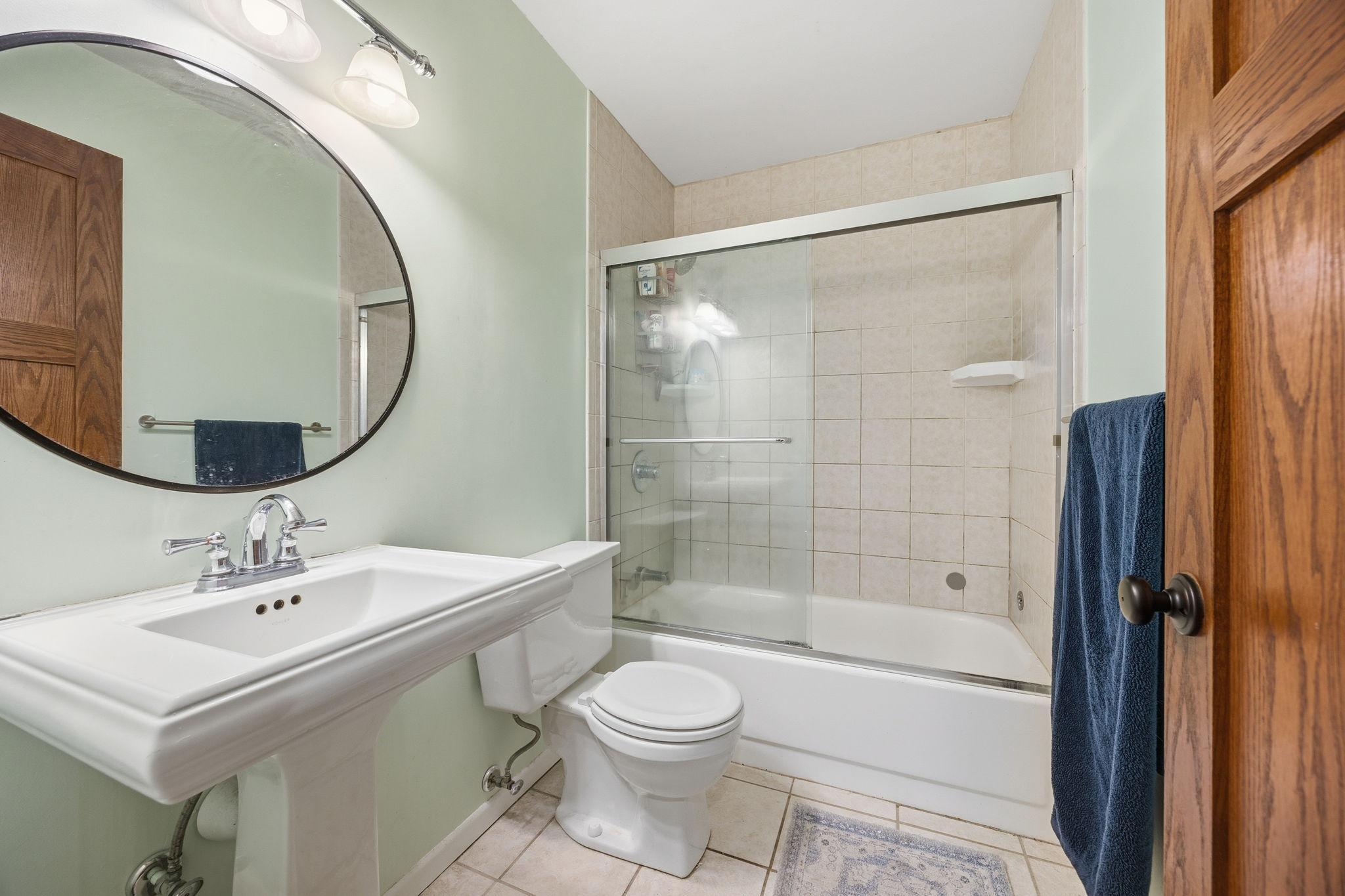 3261 Zane Avenue N Property Photo 11