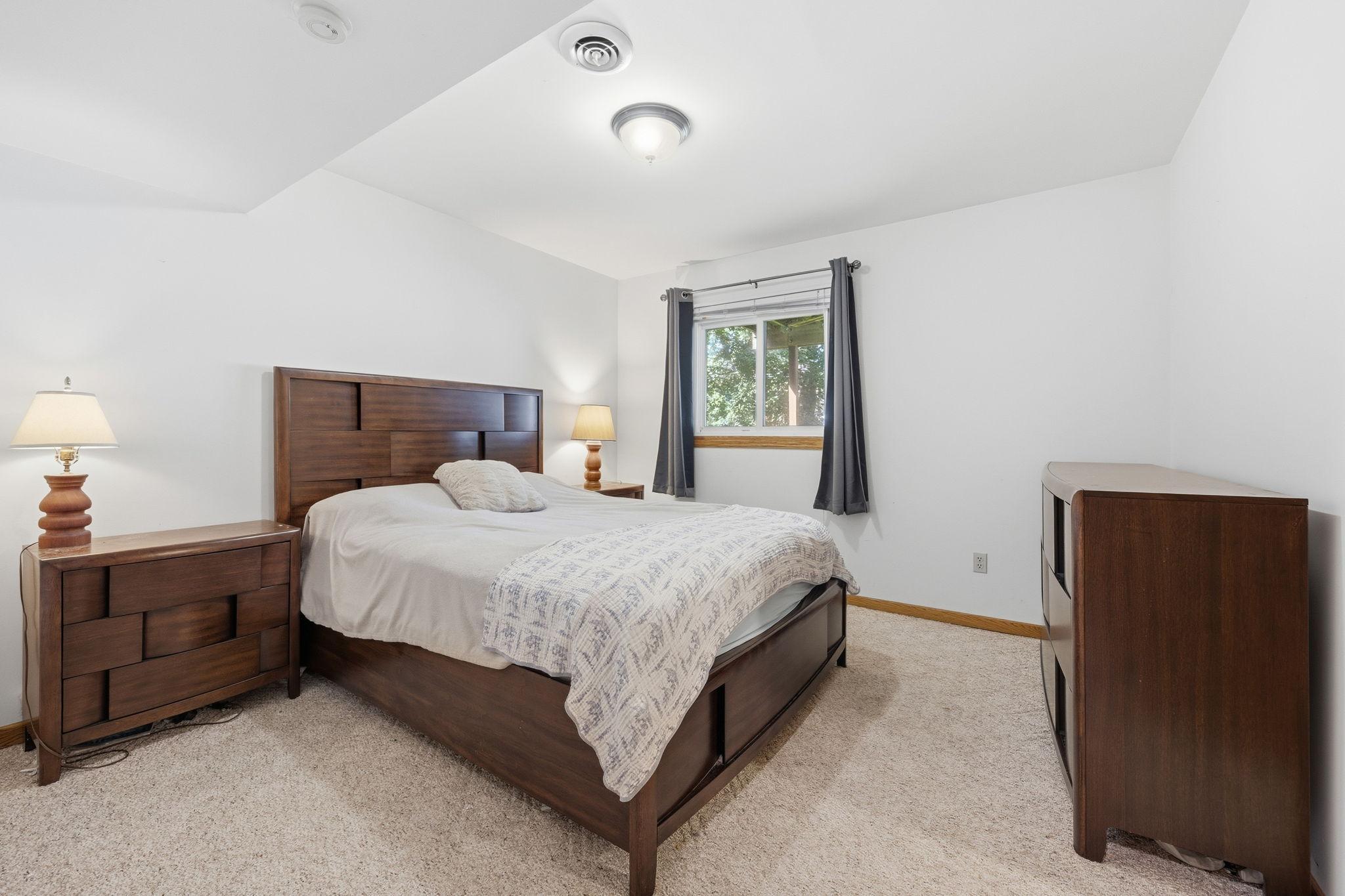 3261 Zane Avenue N Property Photo 15
