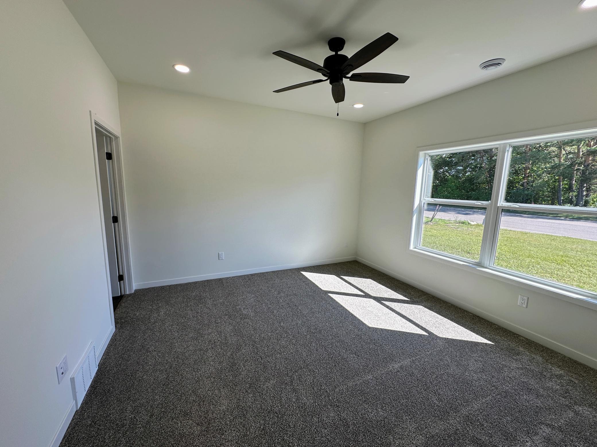 707 Cherry Lane Property Photo 16
