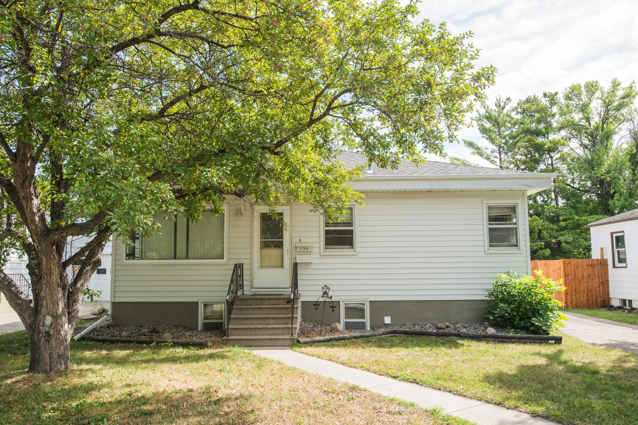 614 16th Street N Property Photo 1