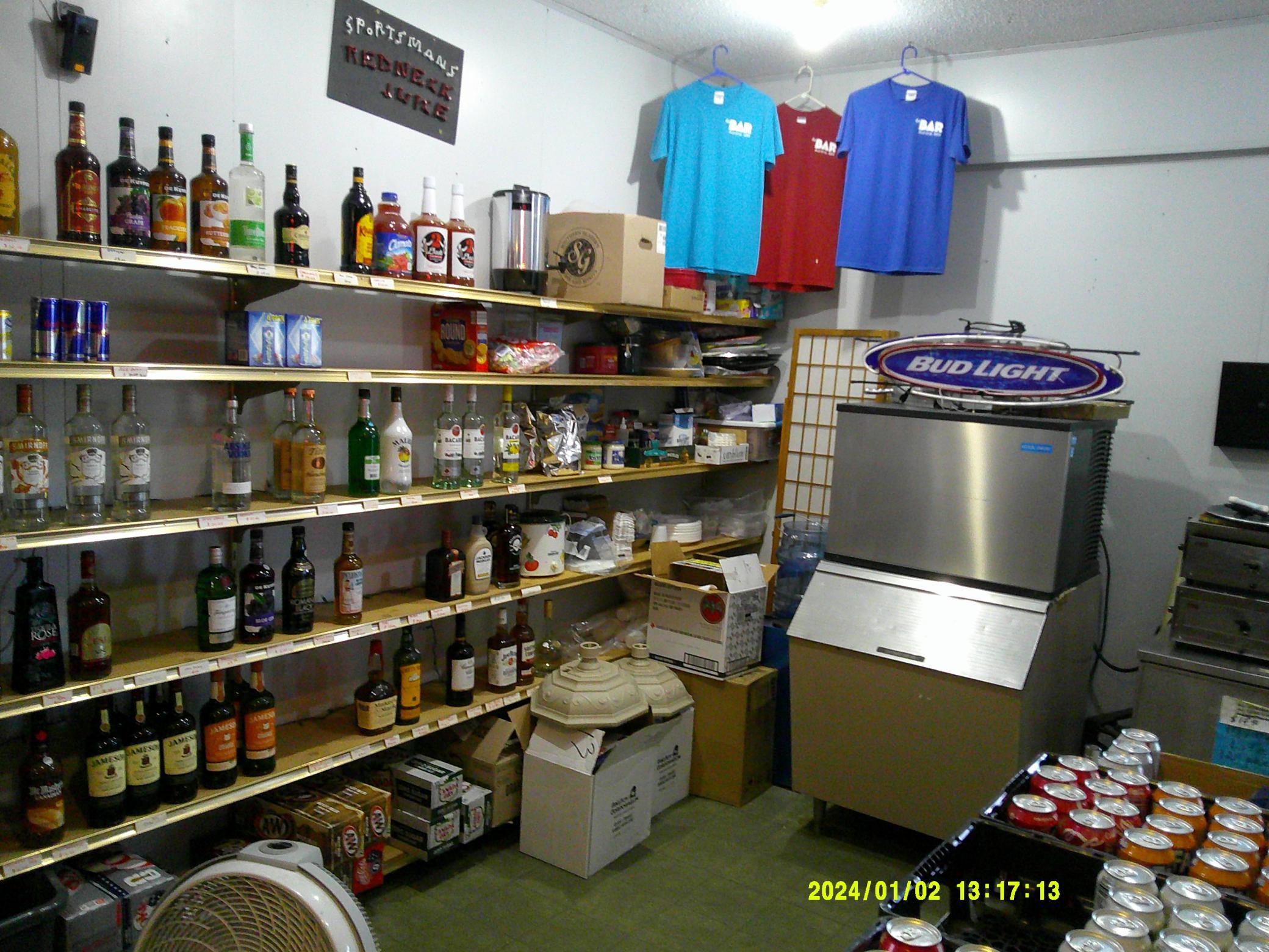 304 Main Street N Property Photo 13