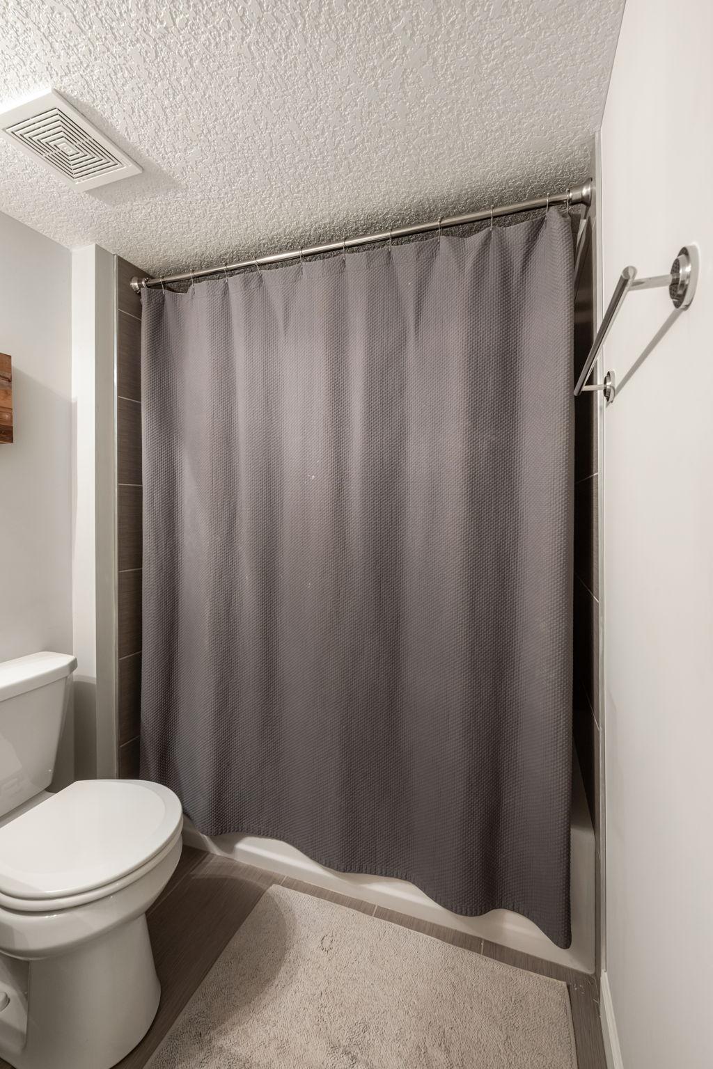 5501 Girard Avenue S Property Photo 52