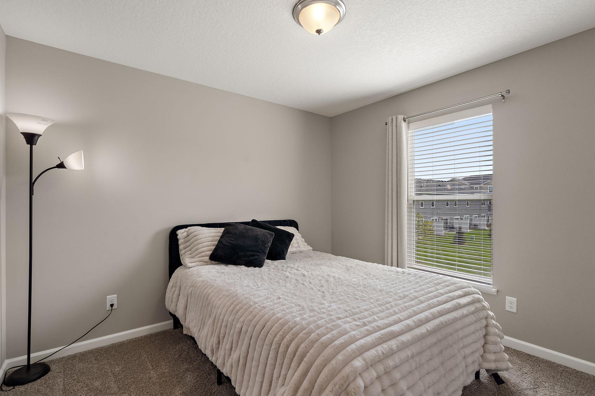 2920 Kepler Avenue Ne Property Photo 23
