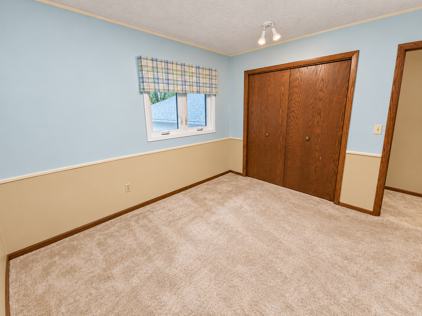 913 1st Avenue Se Property Photo 33