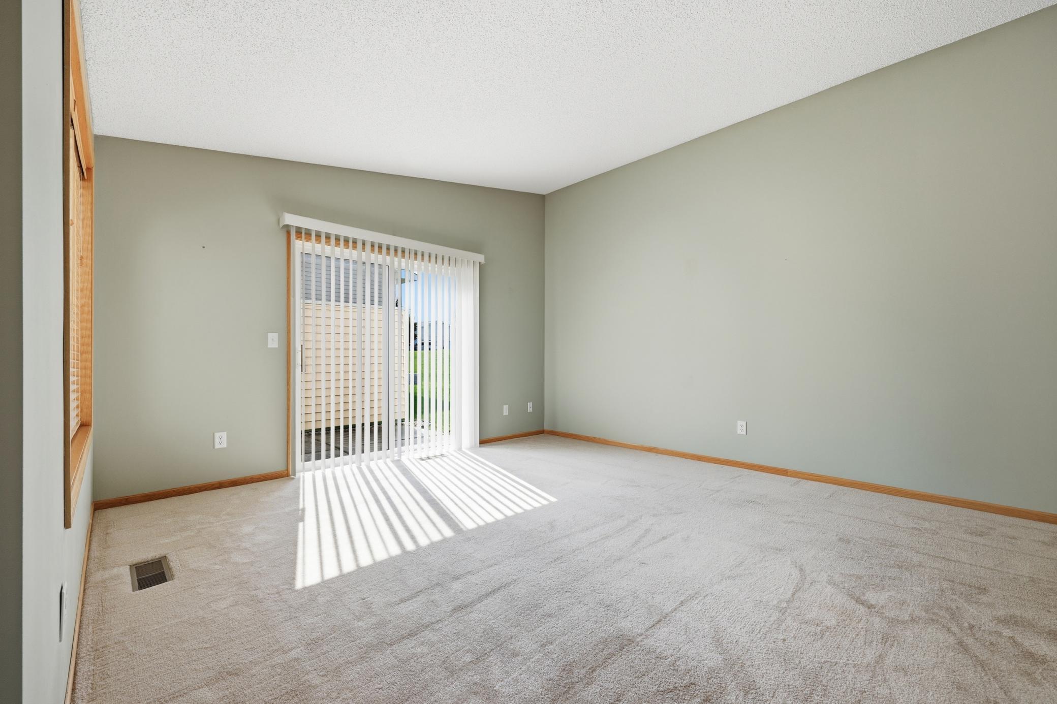 1005 Ivy Ridge Terrace Property Photo 9