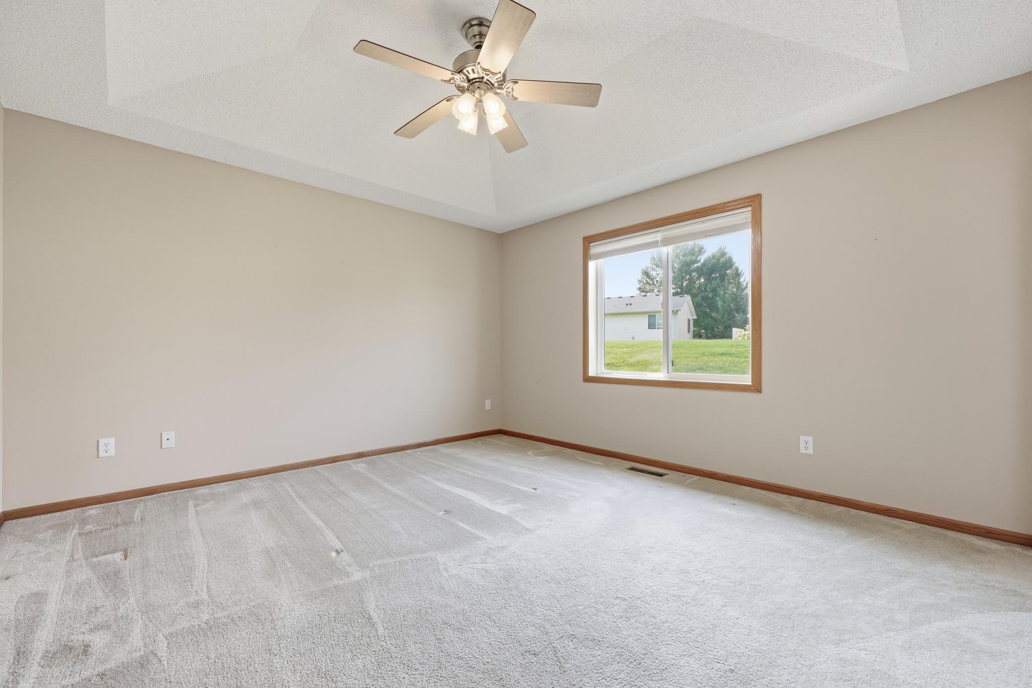 1005 Ivy Ridge Terrace Property Photo 17