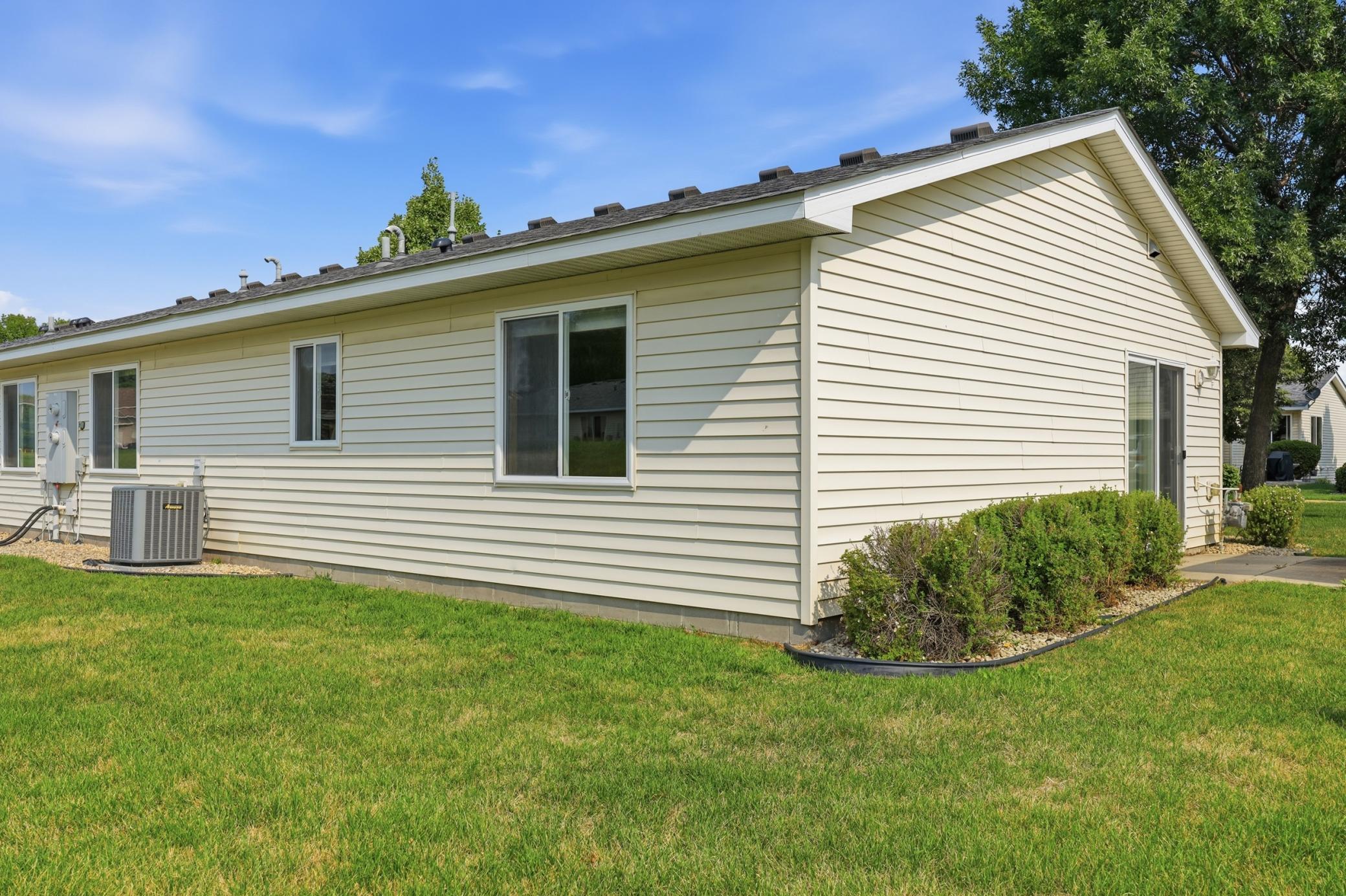 1005 Ivy Ridge Terrace Property Photo 25