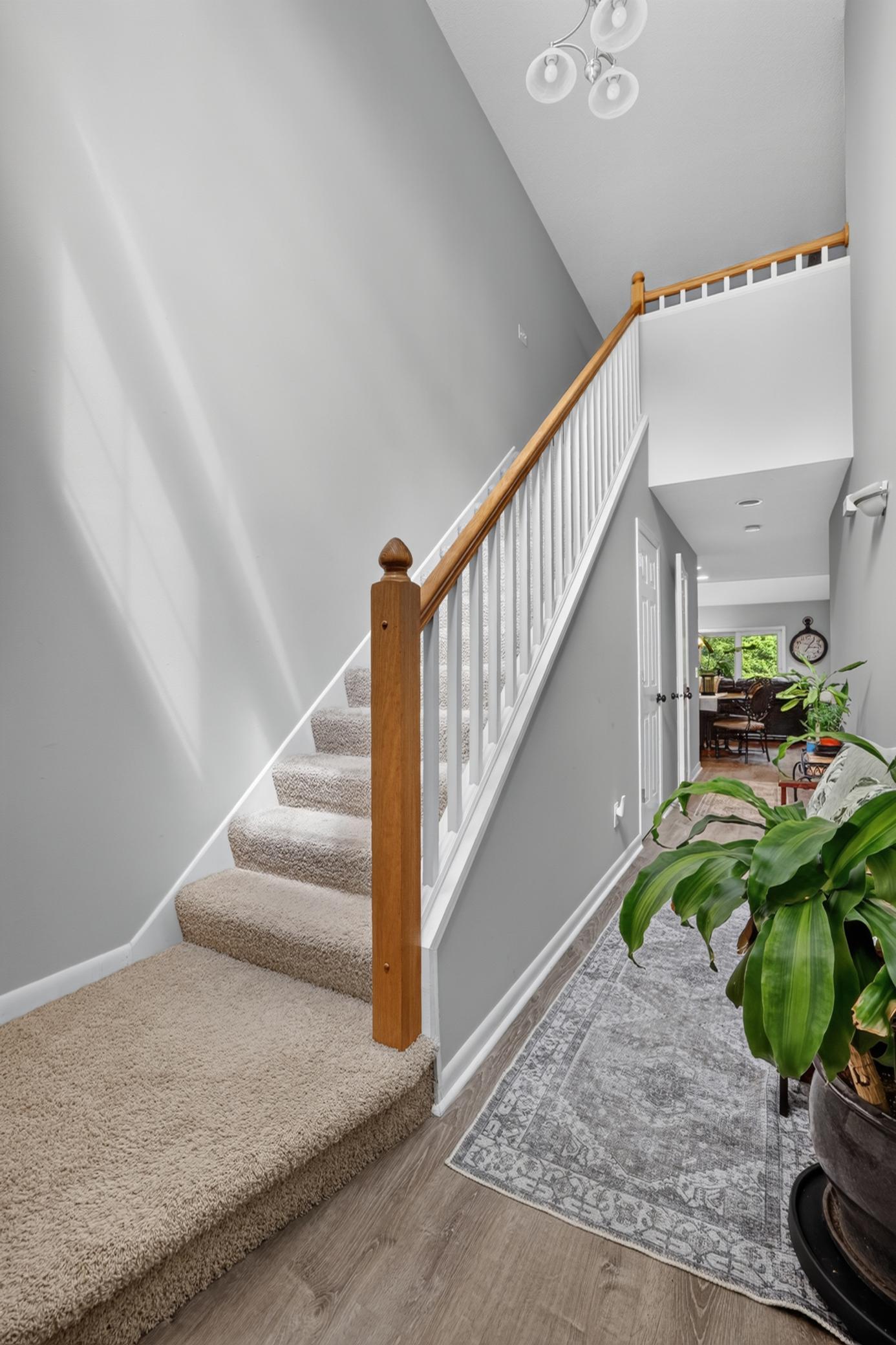 2408 Viola Heights Drive Ne Property Photo 24