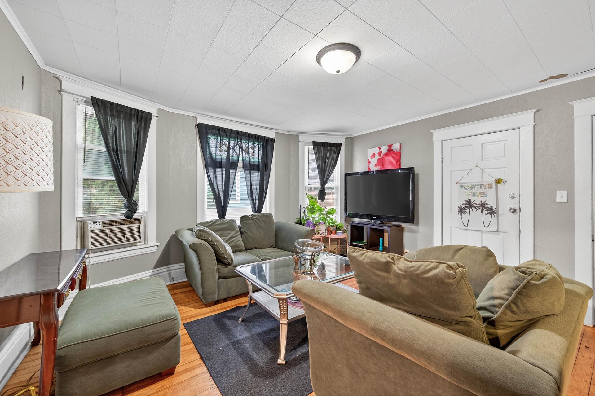 895 Rose Avenue E Property Photo 15
