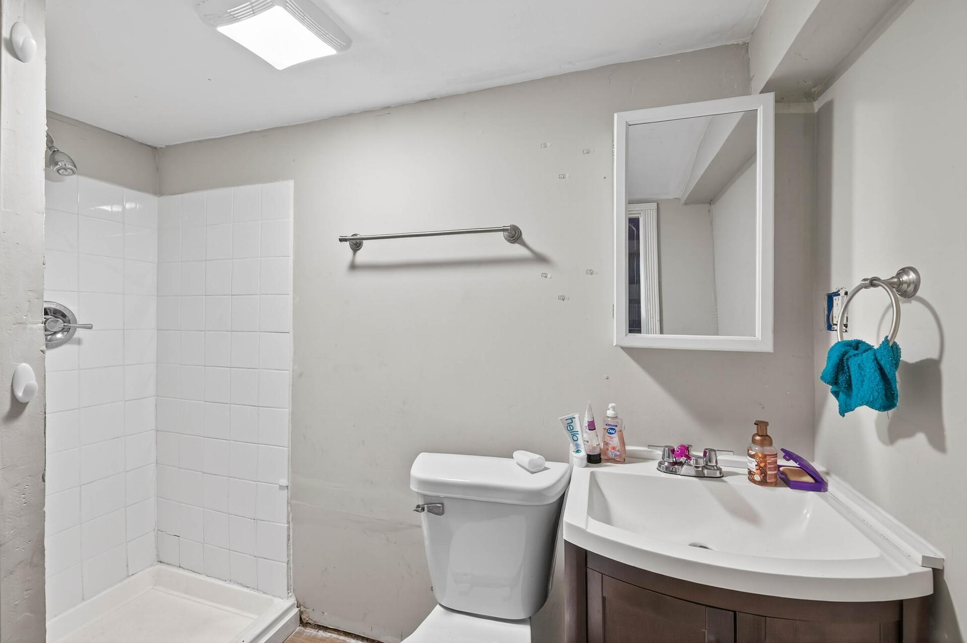 895 Rose Avenue E Property Photo 24