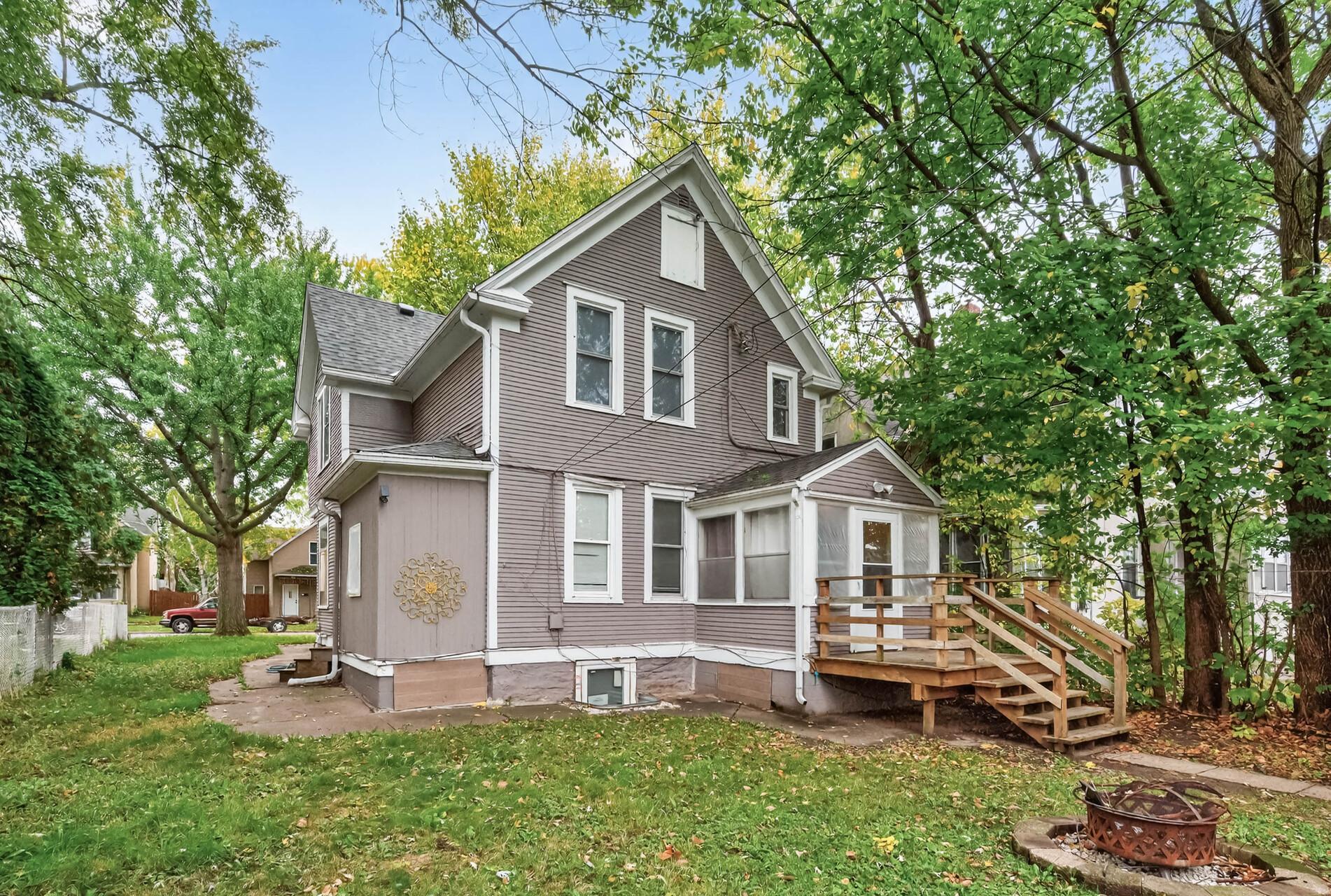 895 Rose Avenue E Property Photo 27