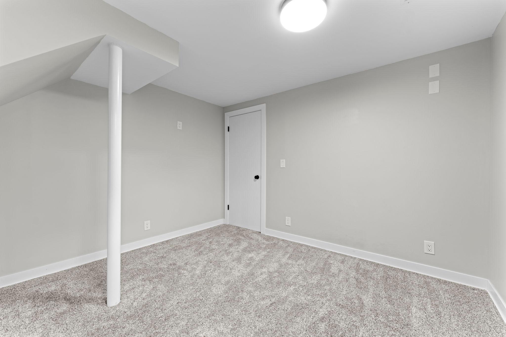 1619 Constance Drive E Property Photo 36