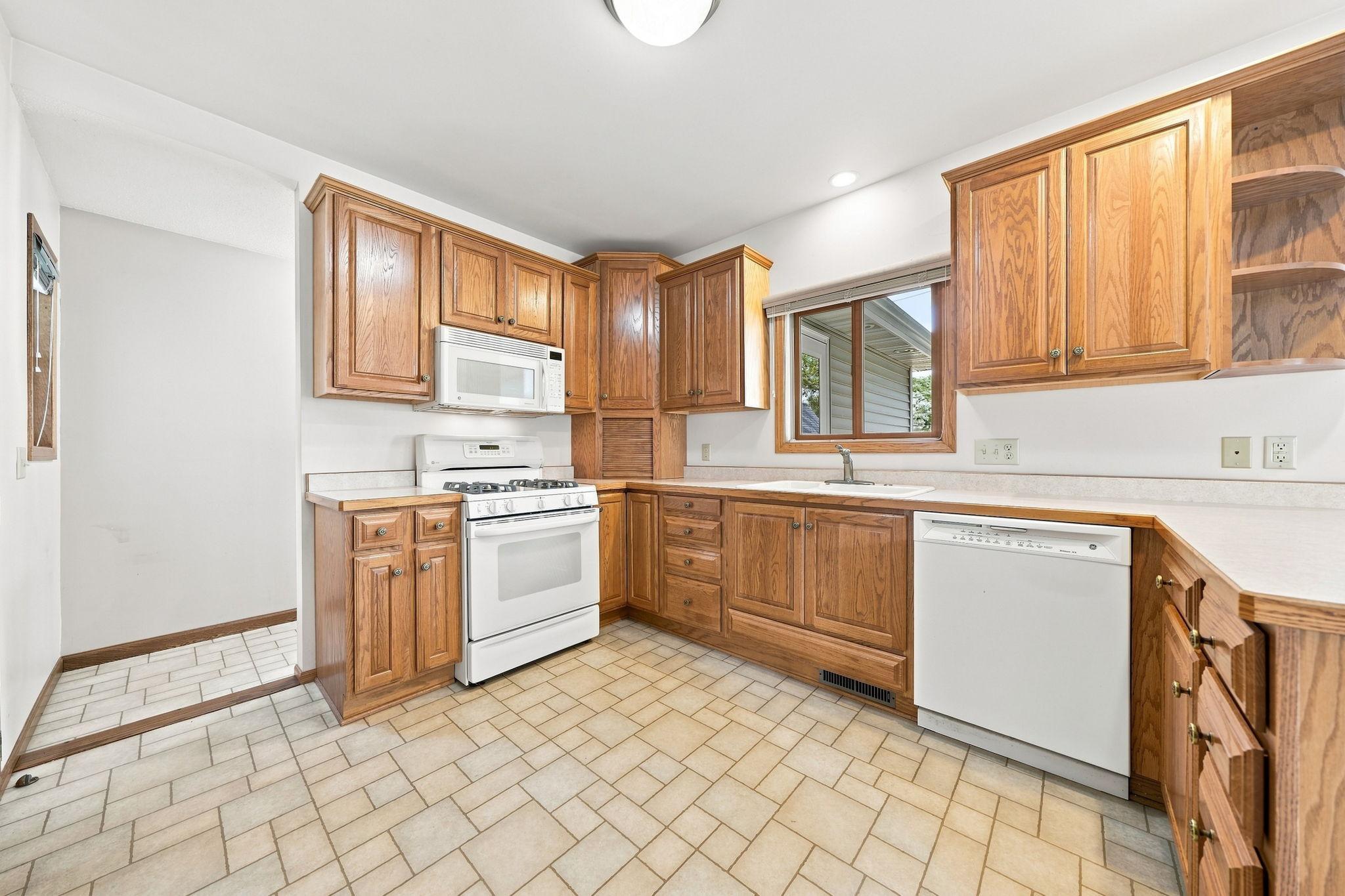 719 5th Avenue Nw Property Photo 12