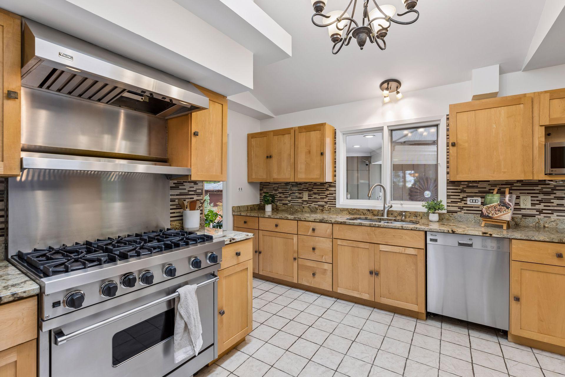 6400 Mildred Avenue Property Photo 14