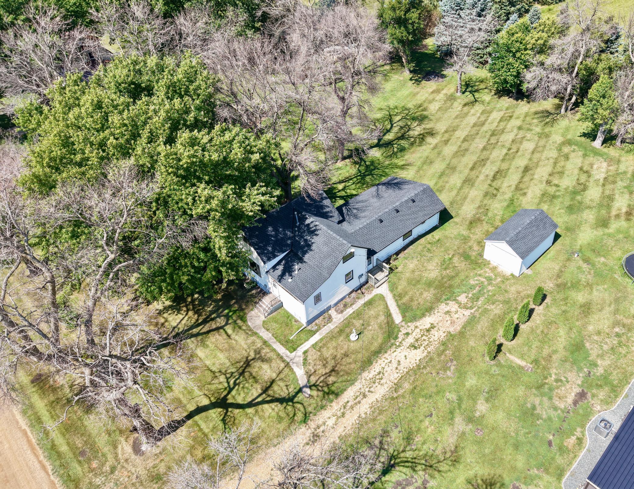 57736 370th Street Property Photo 3