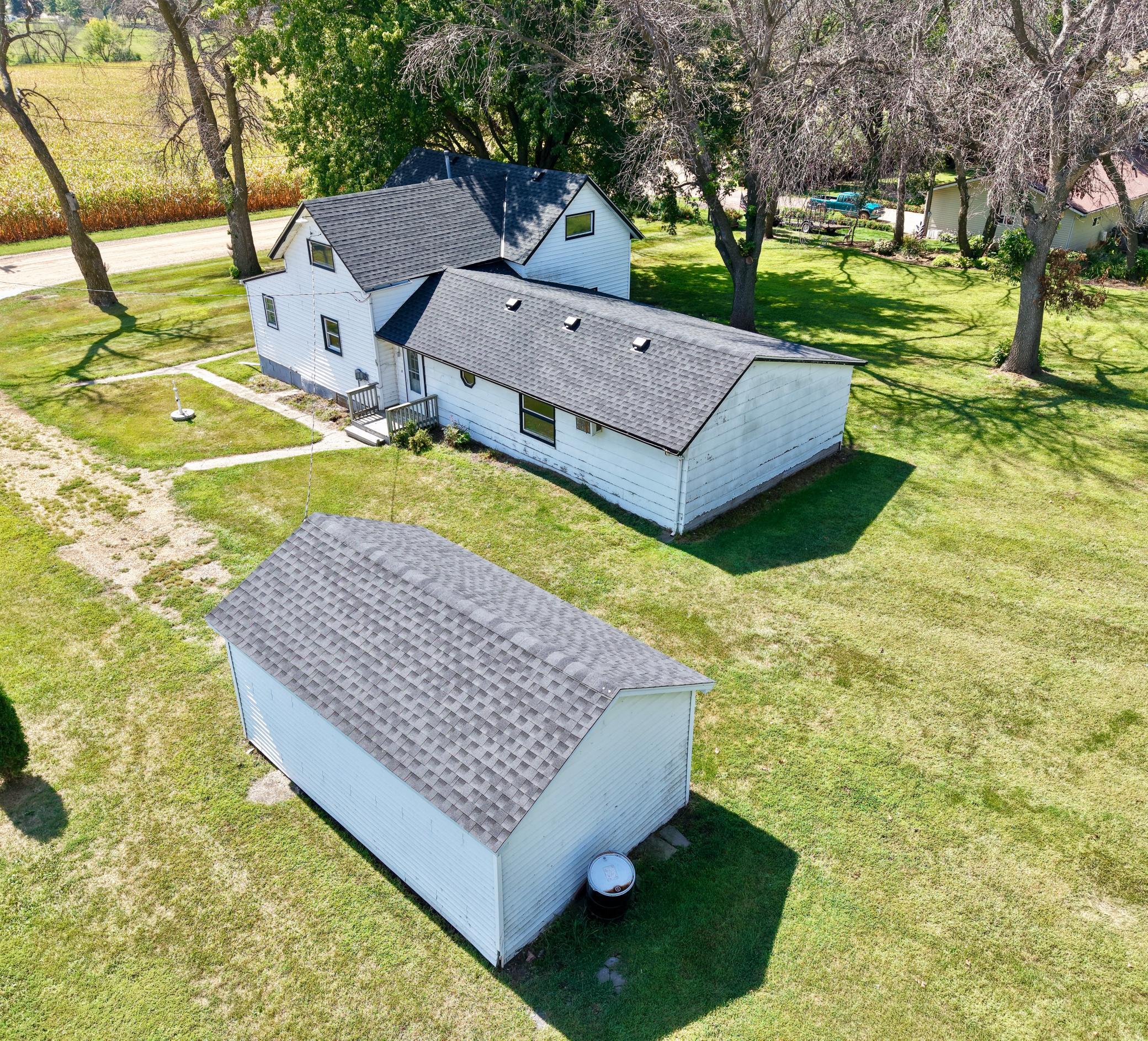 57736 370th Street Property Photo 5