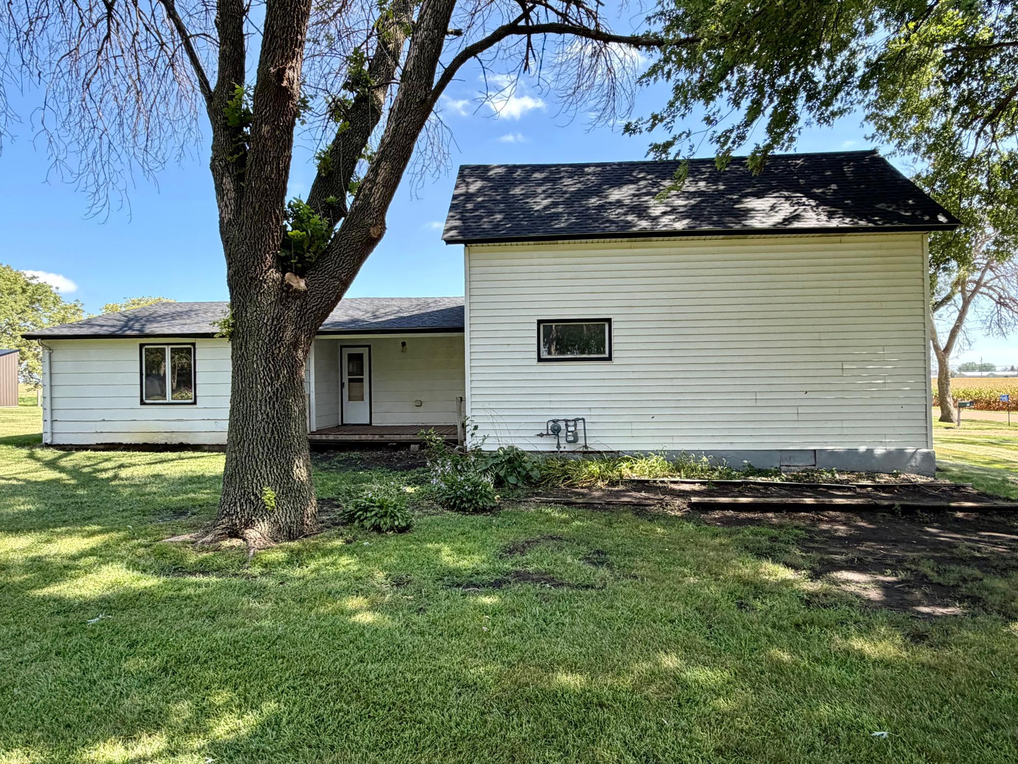 57736 370th Street Property Photo 10