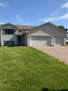 105 6th Street Property Photo 1