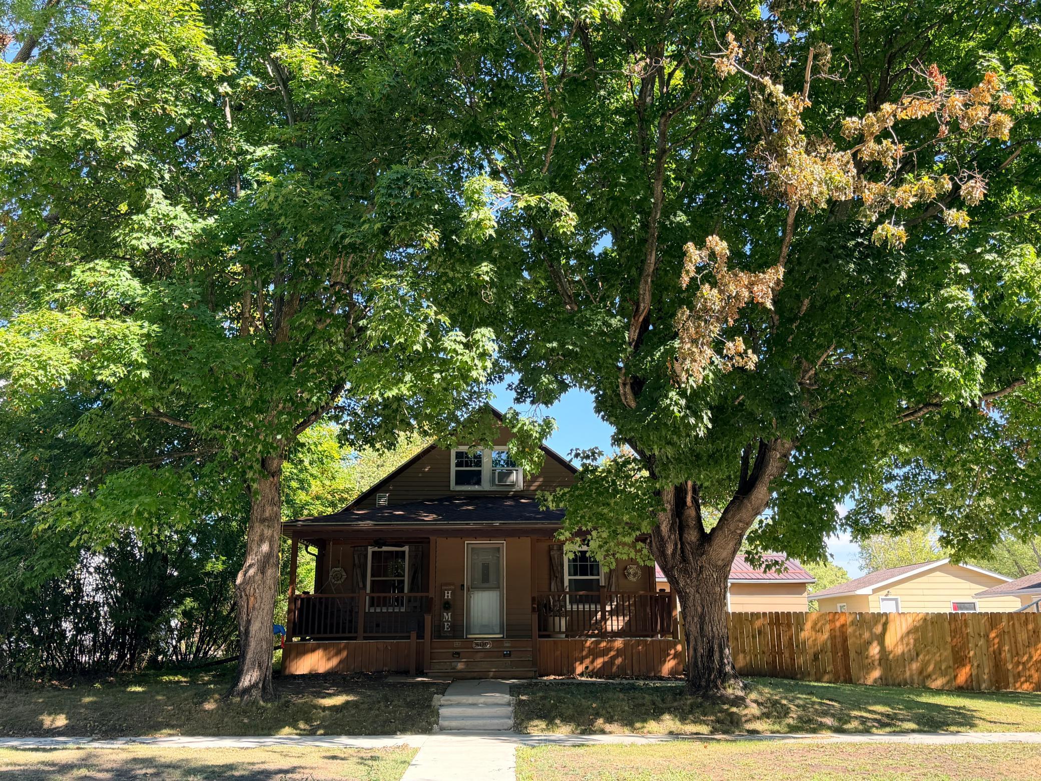 509 5th Street Ne Property Photo 1