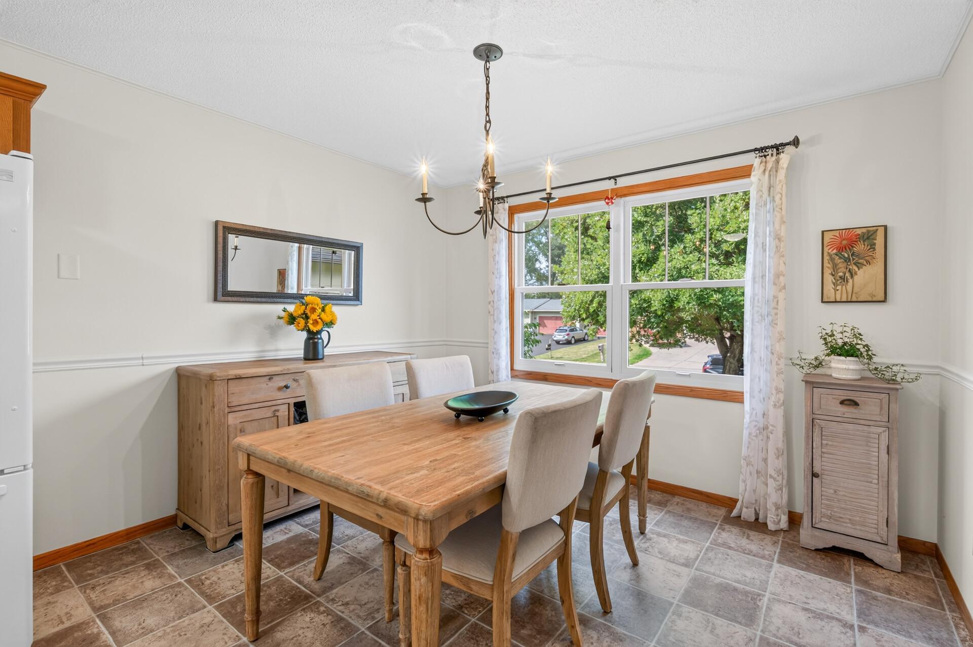 1566 Lamotte Circle Property Photo 4