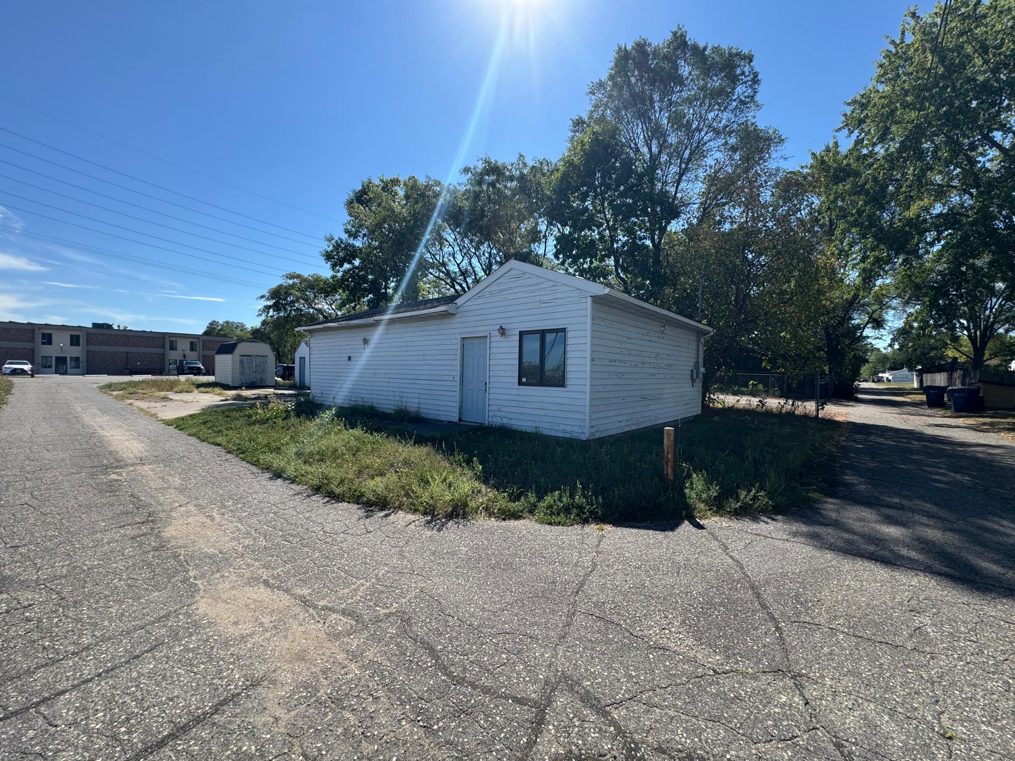 431 37th Avenue N Property Photo 5