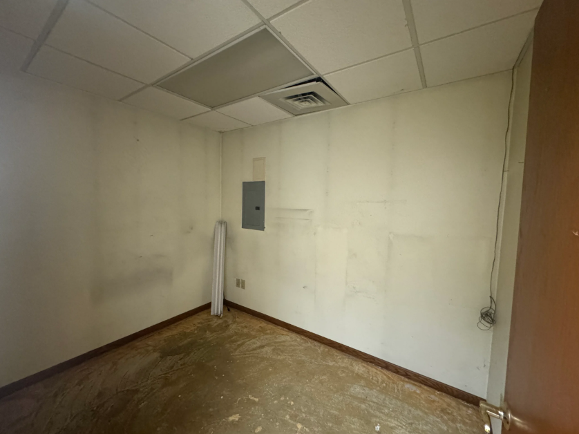 431 37th Avenue N Property Photo 10