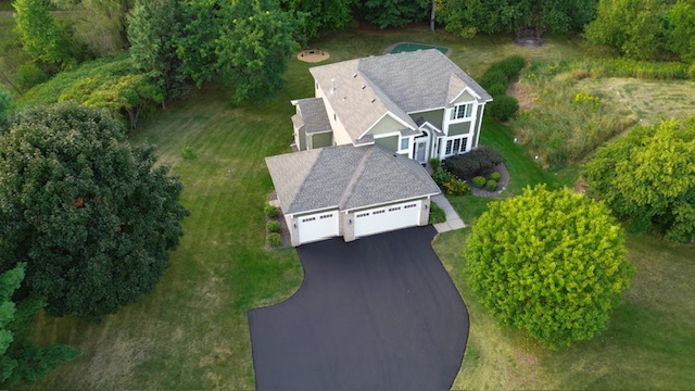 9896 57th Street N Property Photo 2