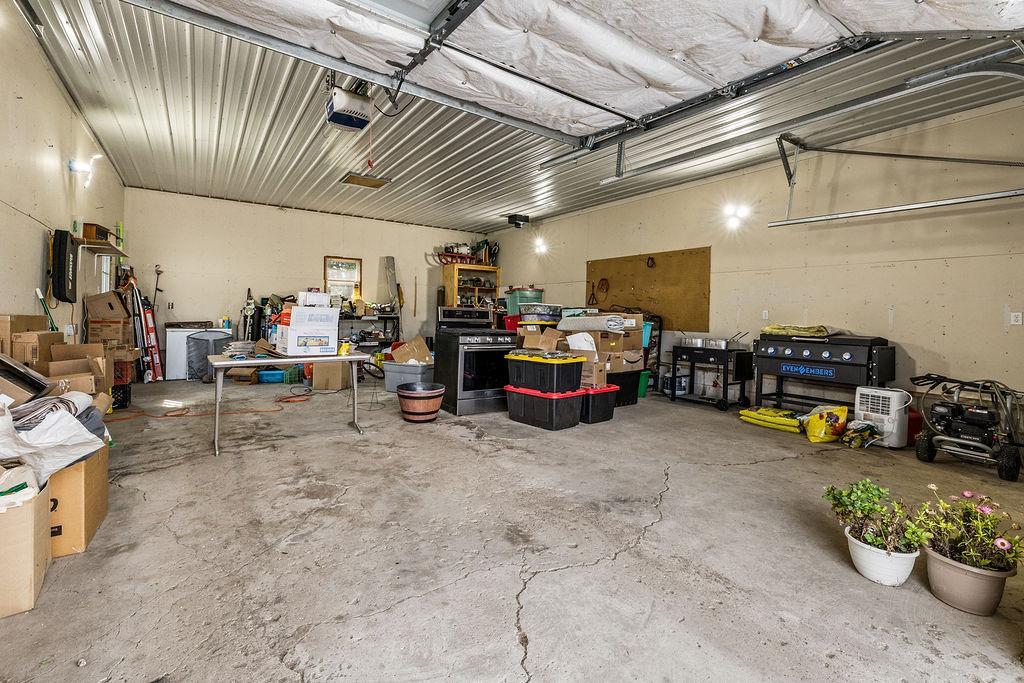 317 Henry Street Property Photo 8