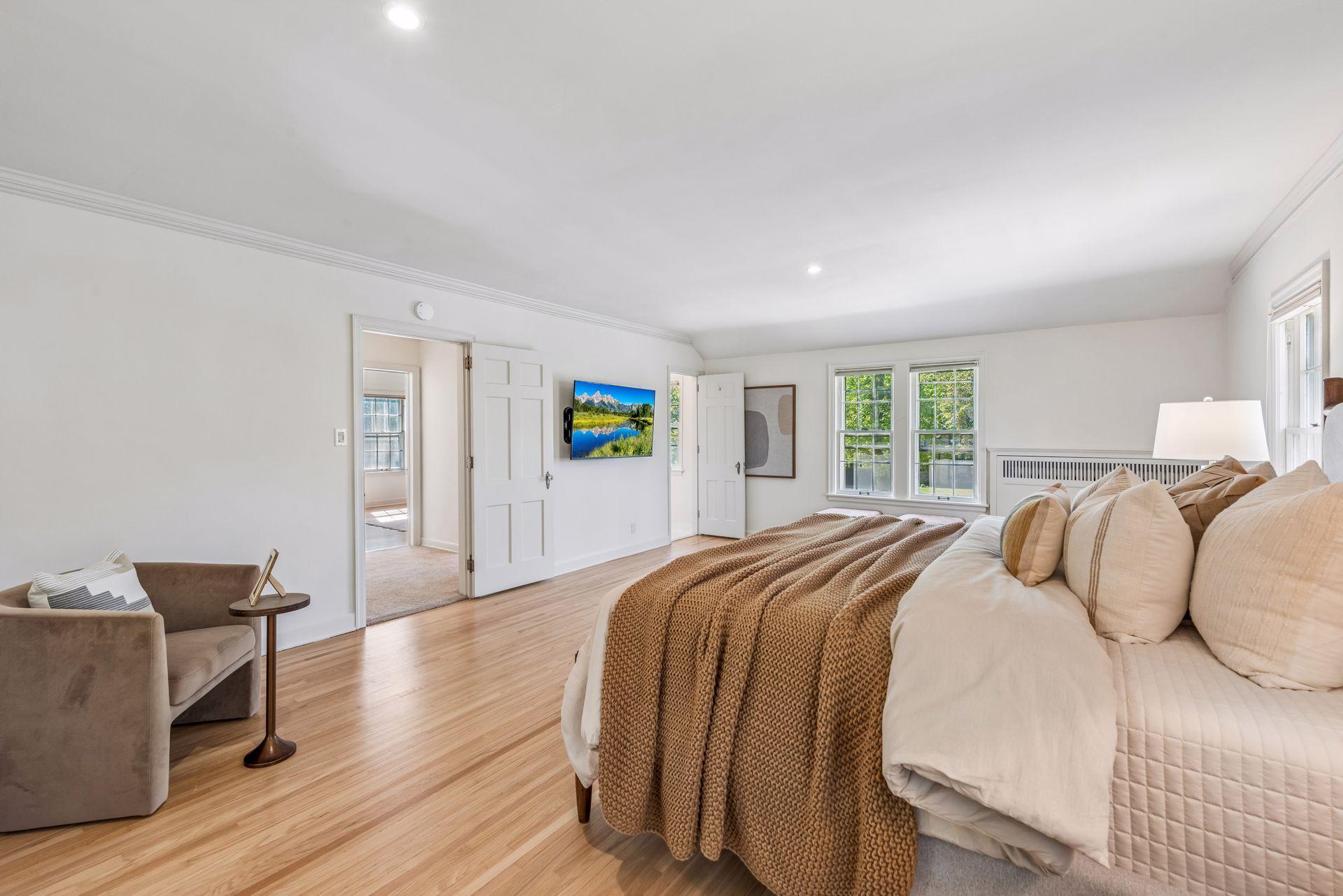 2720 Sunset Boulevard Property Photo 19