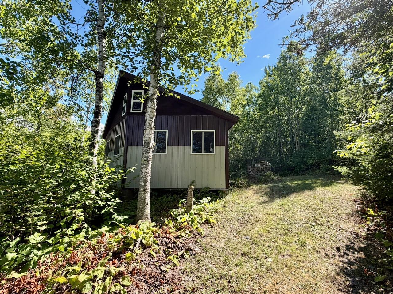 4704 Highway 169 Property Photo 2
