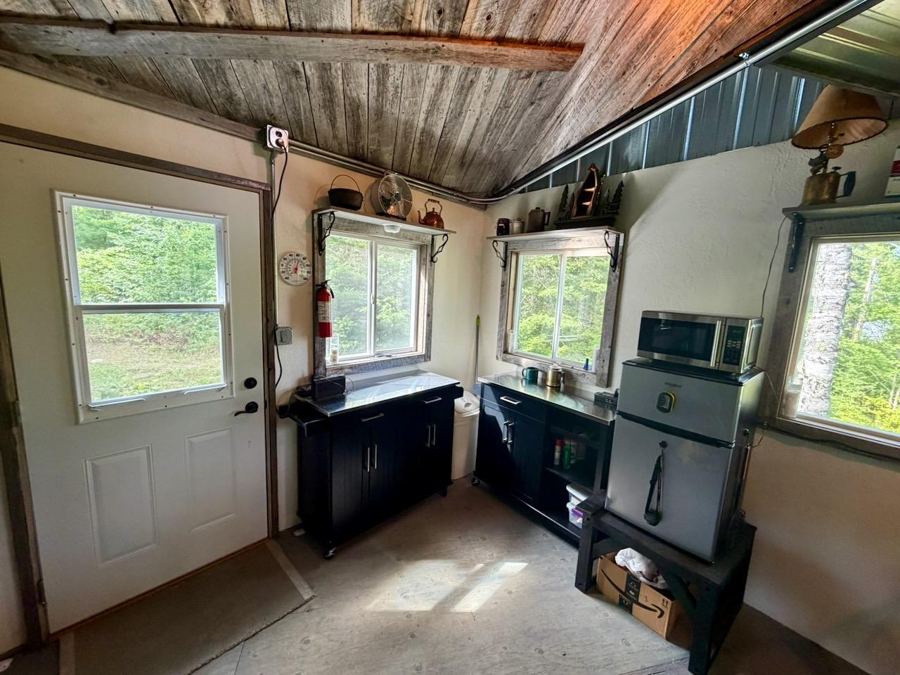 4704 Highway 169 Property Photo 5