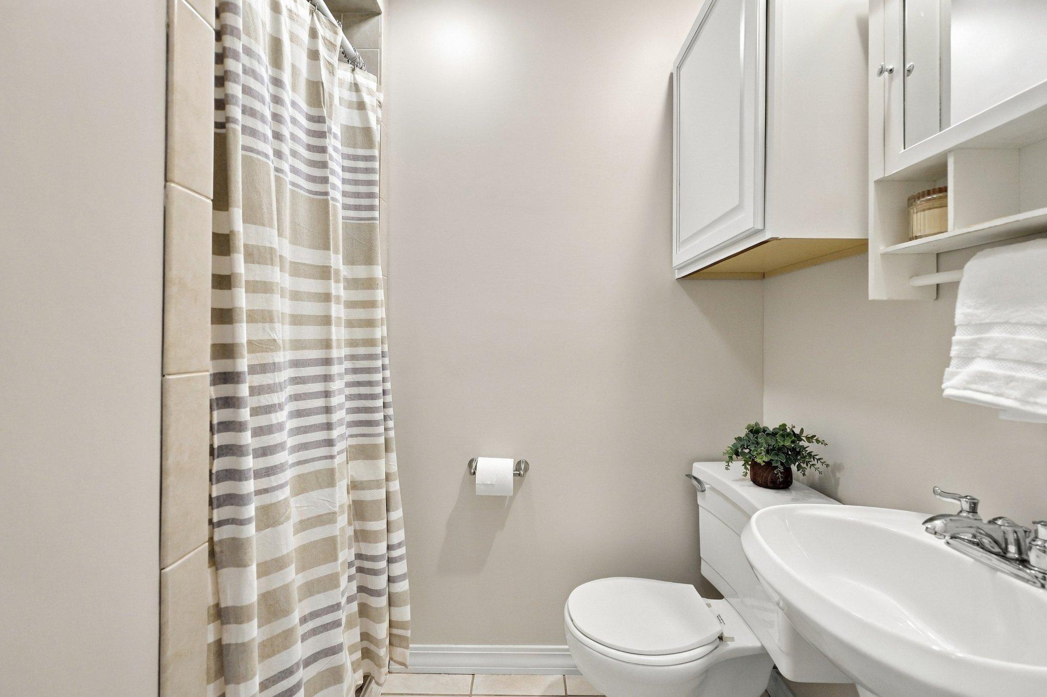 3966 Earlynn Lane Property Photo 36