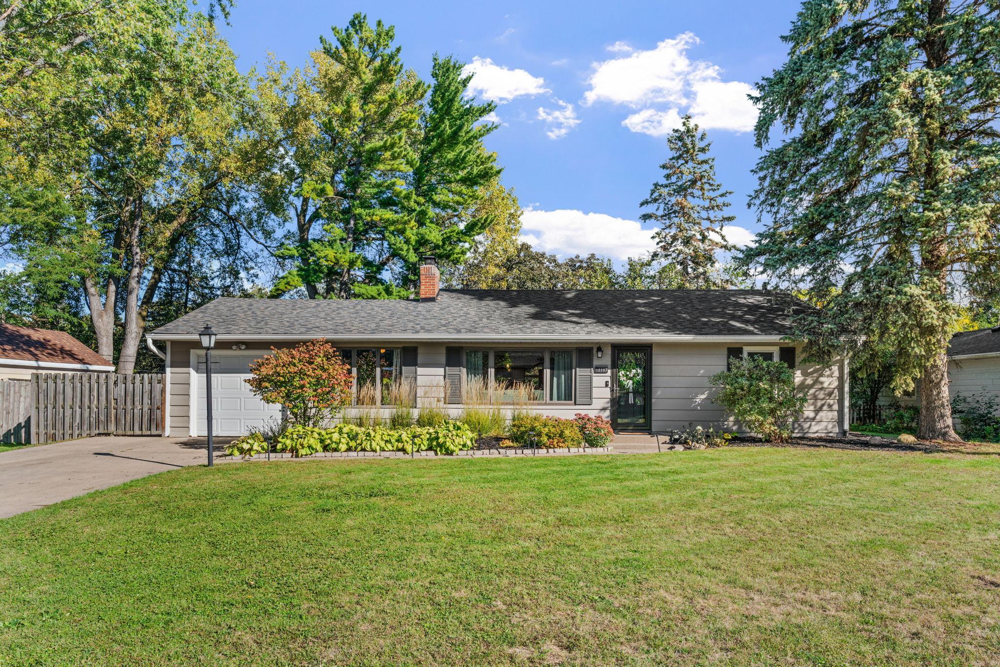 1197 Burke Avenue W Property Photo 1