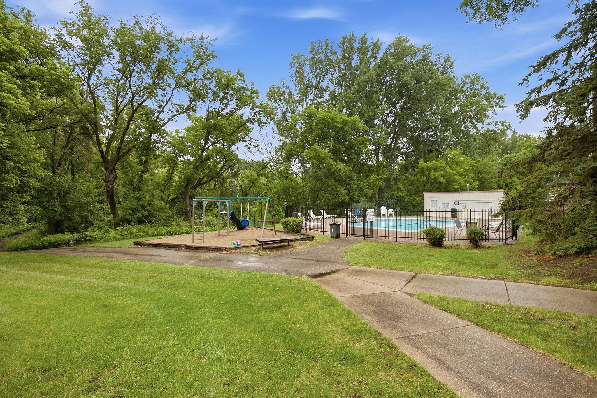 1871 Silver Bell Road 107 Property Photo 27