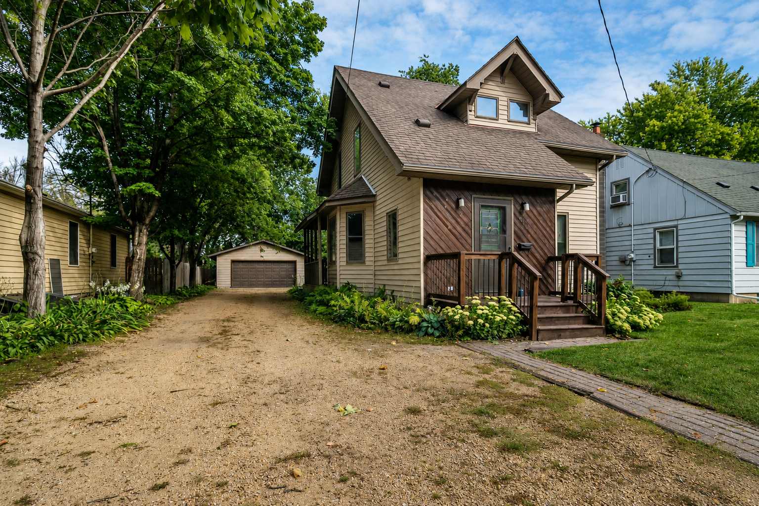 1008 Quincy Street Property Photo 1