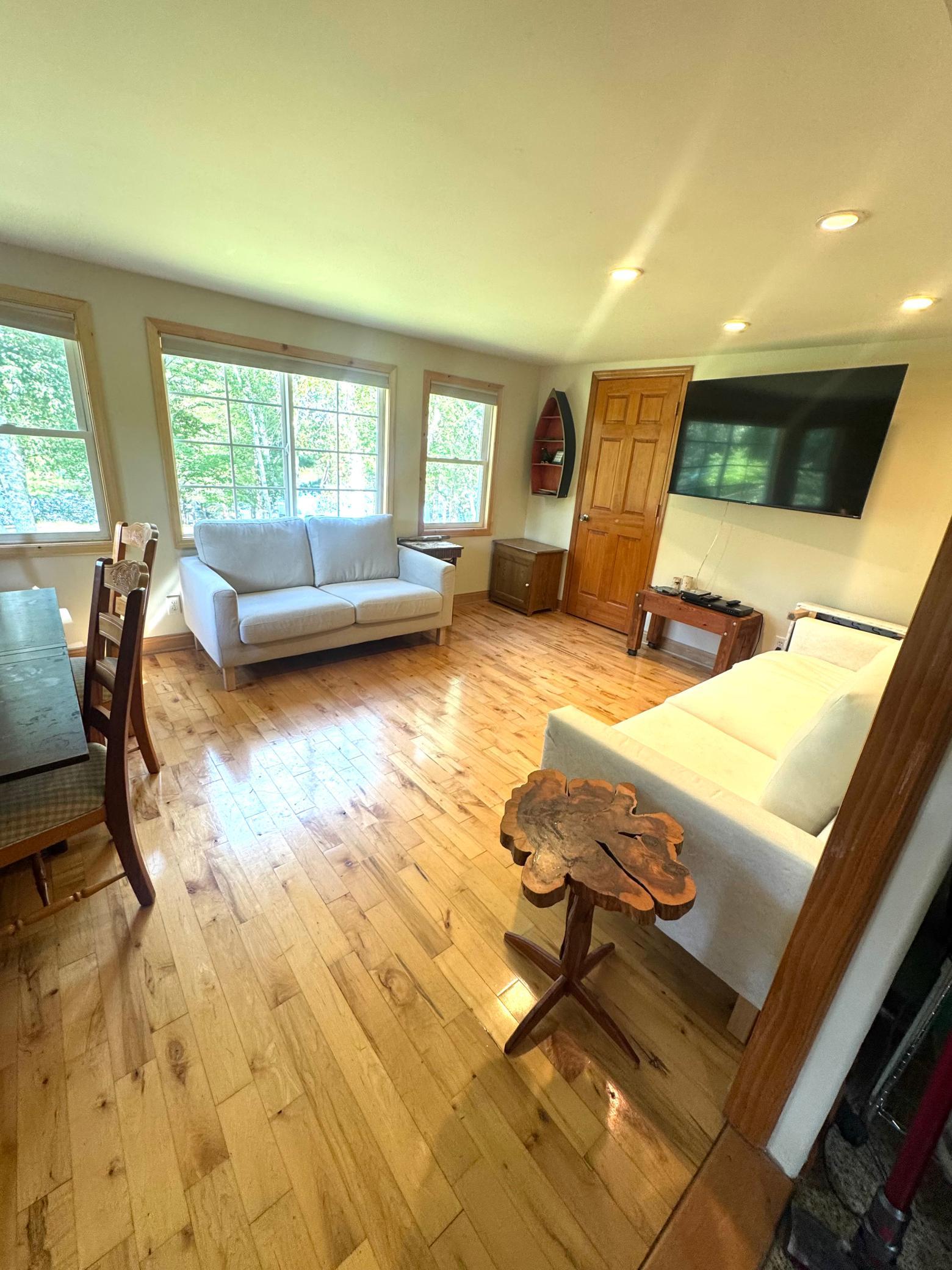 31837 Macdougal Bay Road Property Photo 3