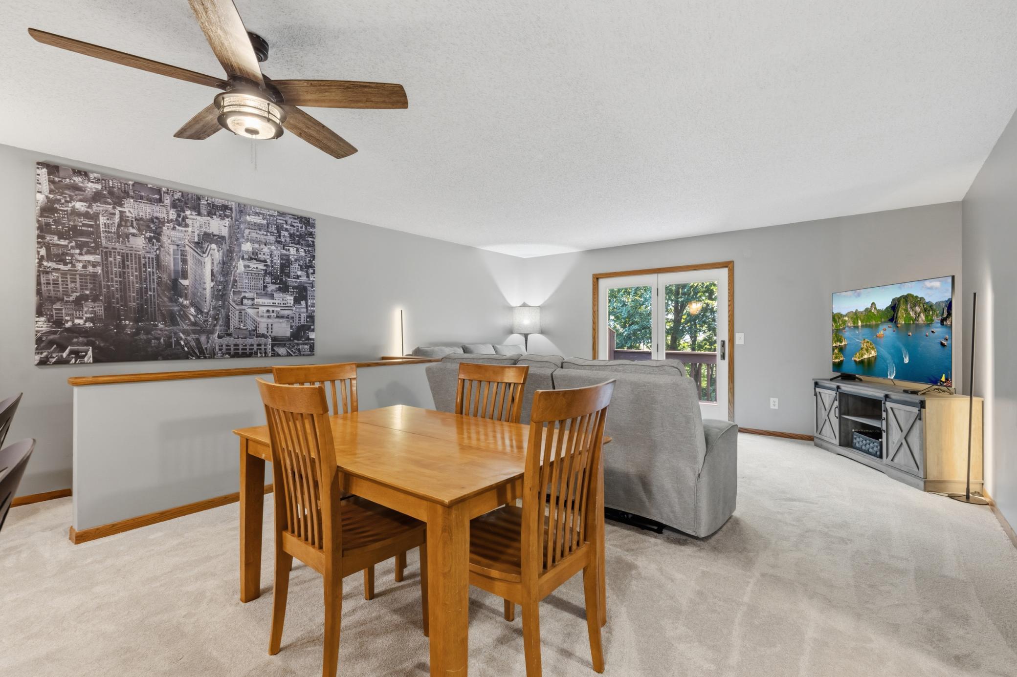 1685 6th Avenue W Property Photo 4