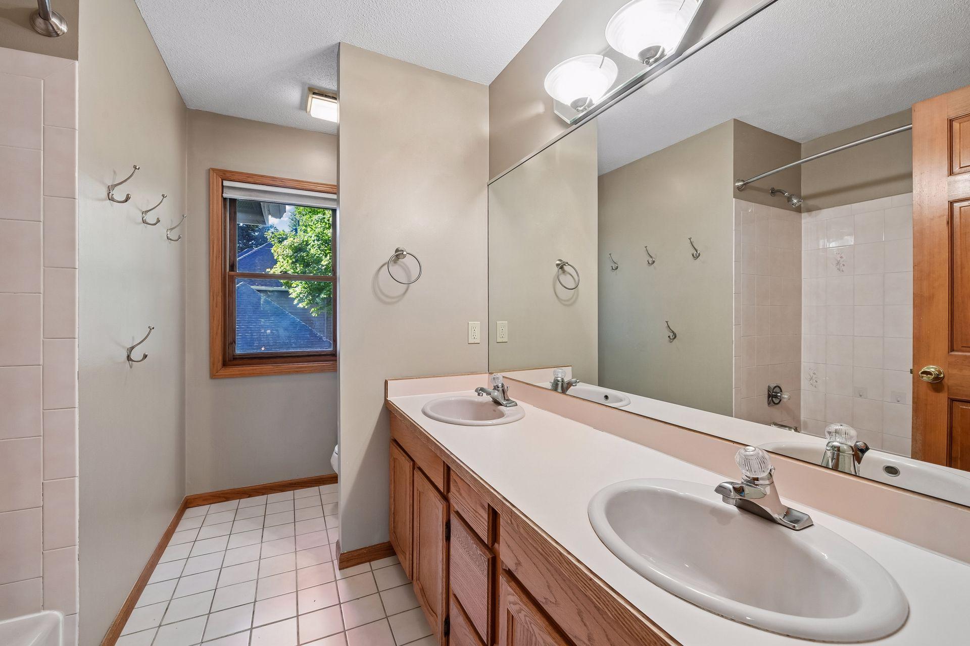 561 Bighorn Drive Property Photo 48