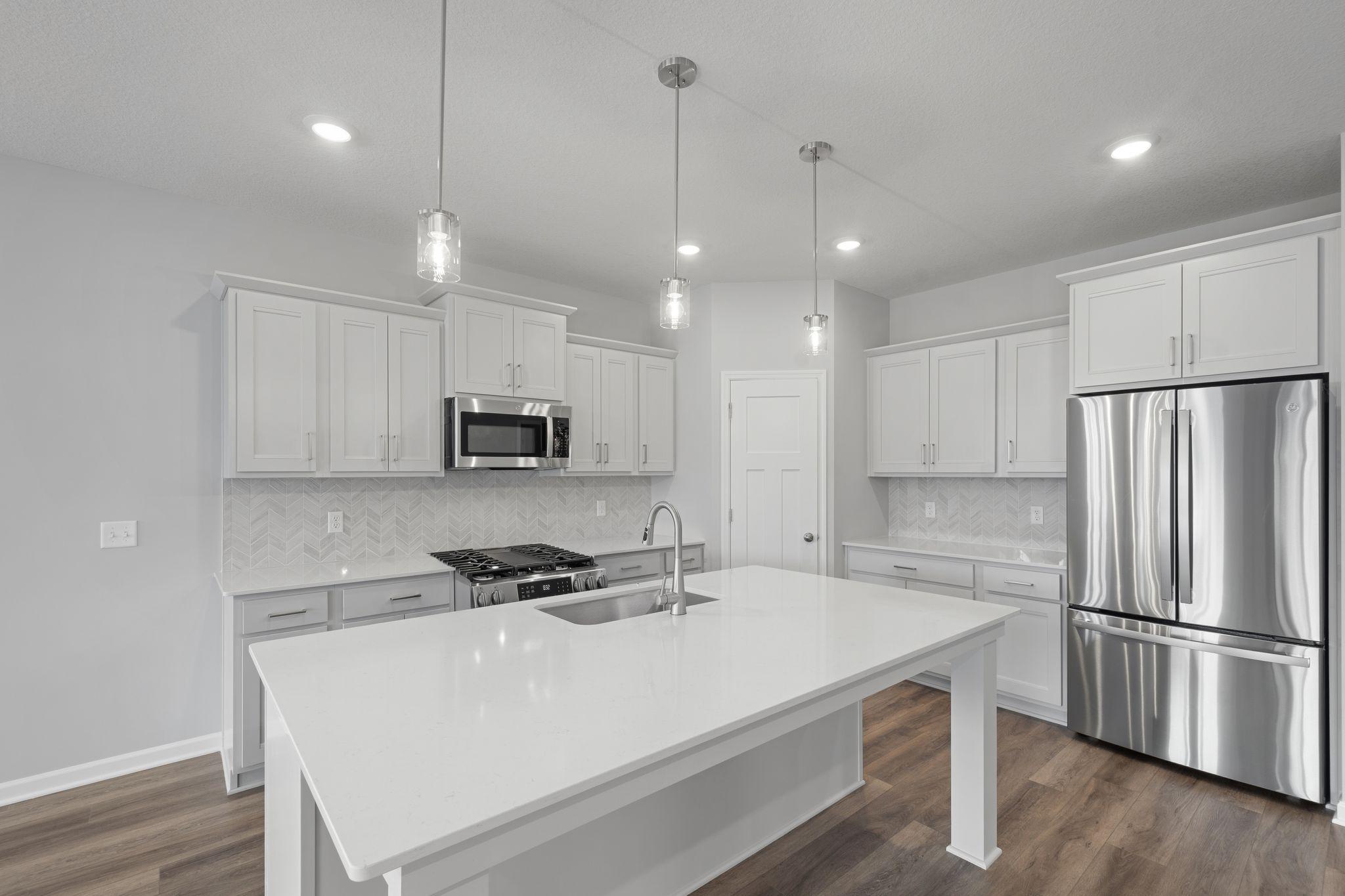 1186 Woods Creek Drive S Property Photo 10