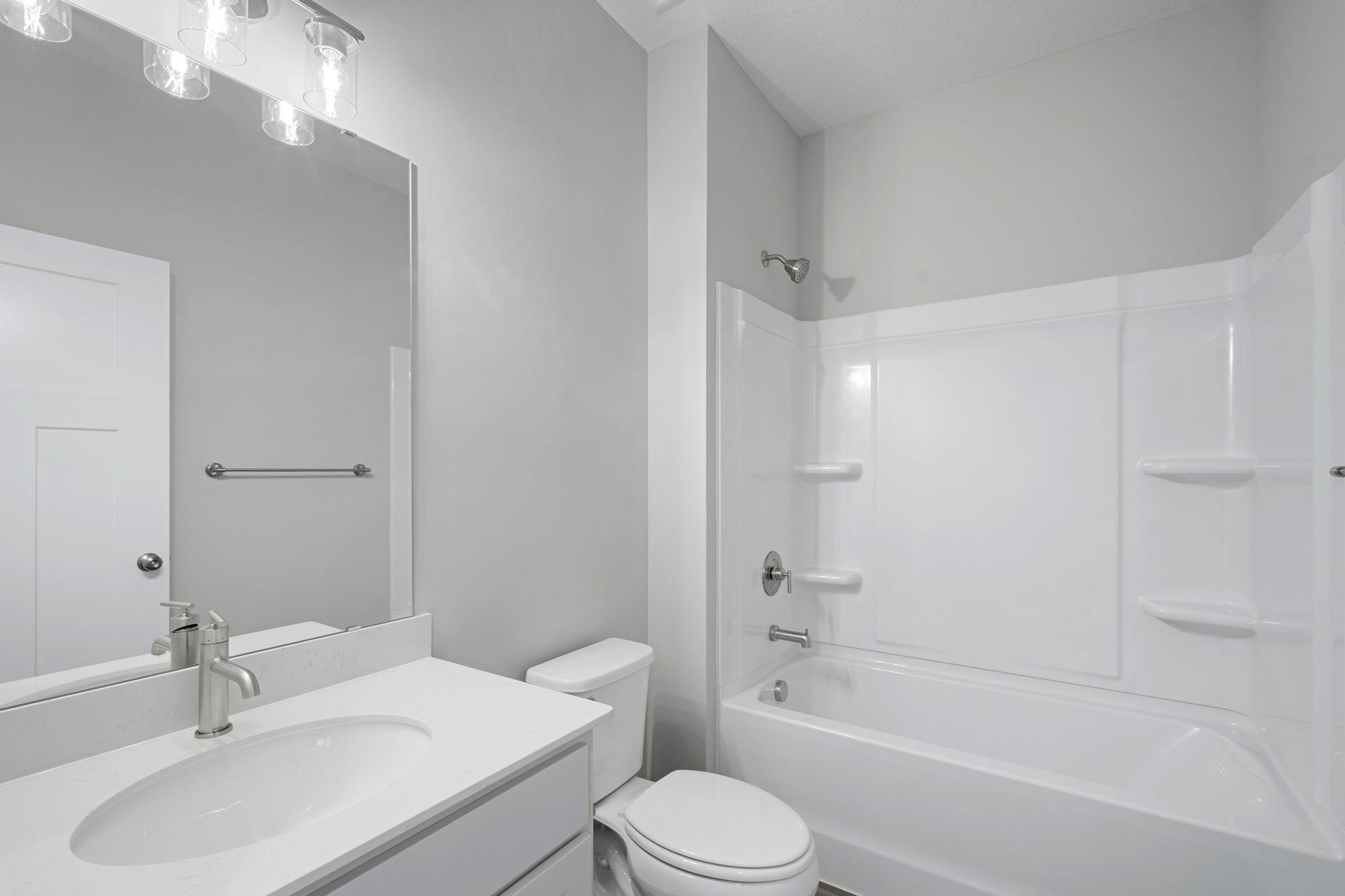 1186 Woods Creek Drive S Property Photo 19