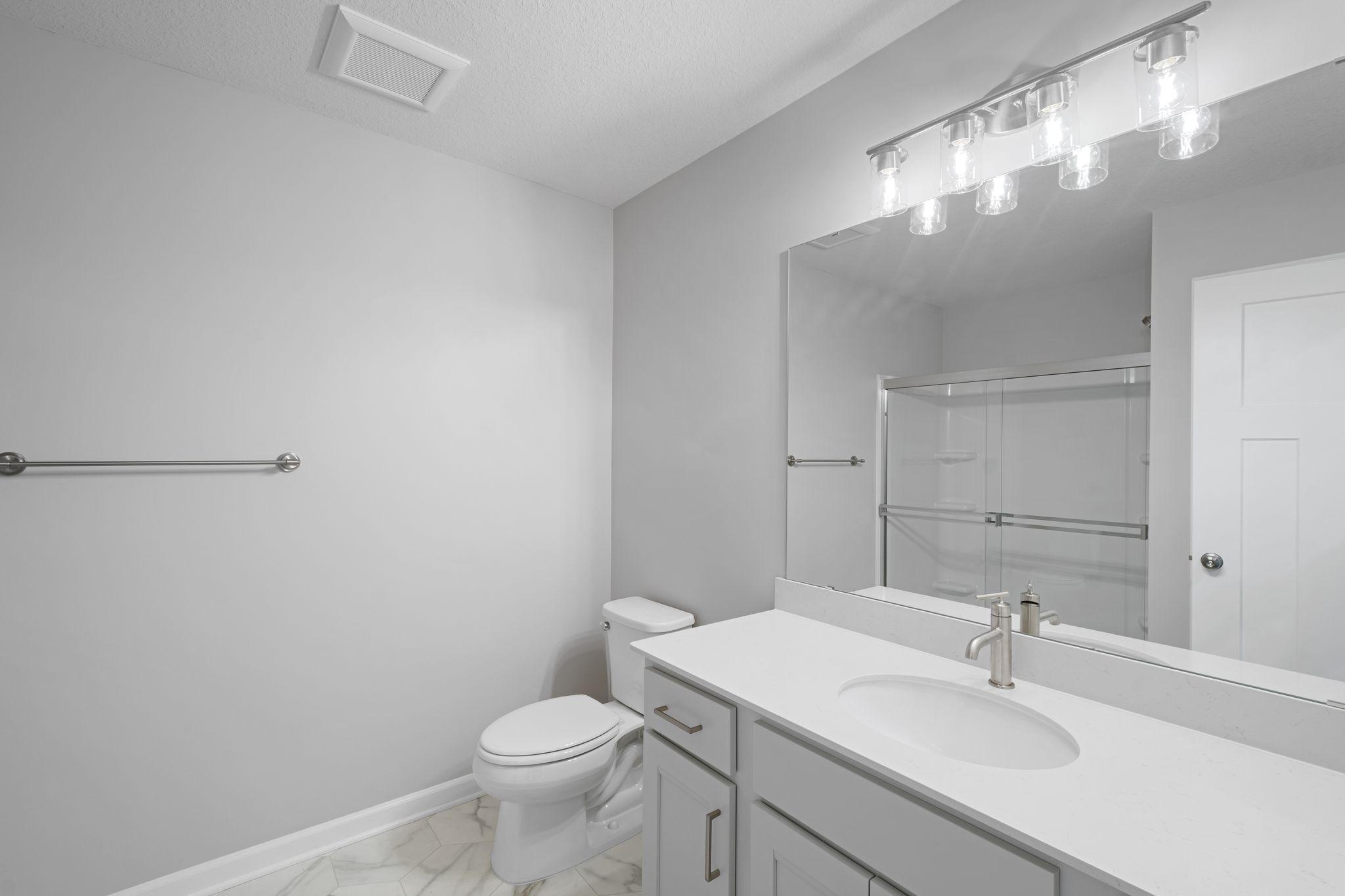 1186 Woods Creek Drive S Property Photo 30